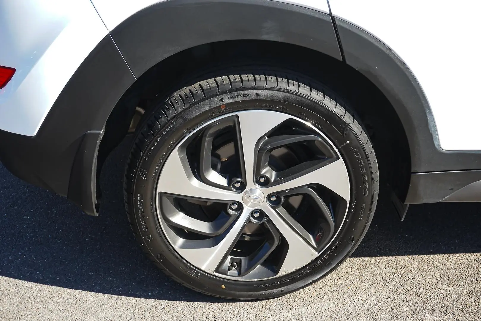2016 Hyundai Tucson Gallery Image 16