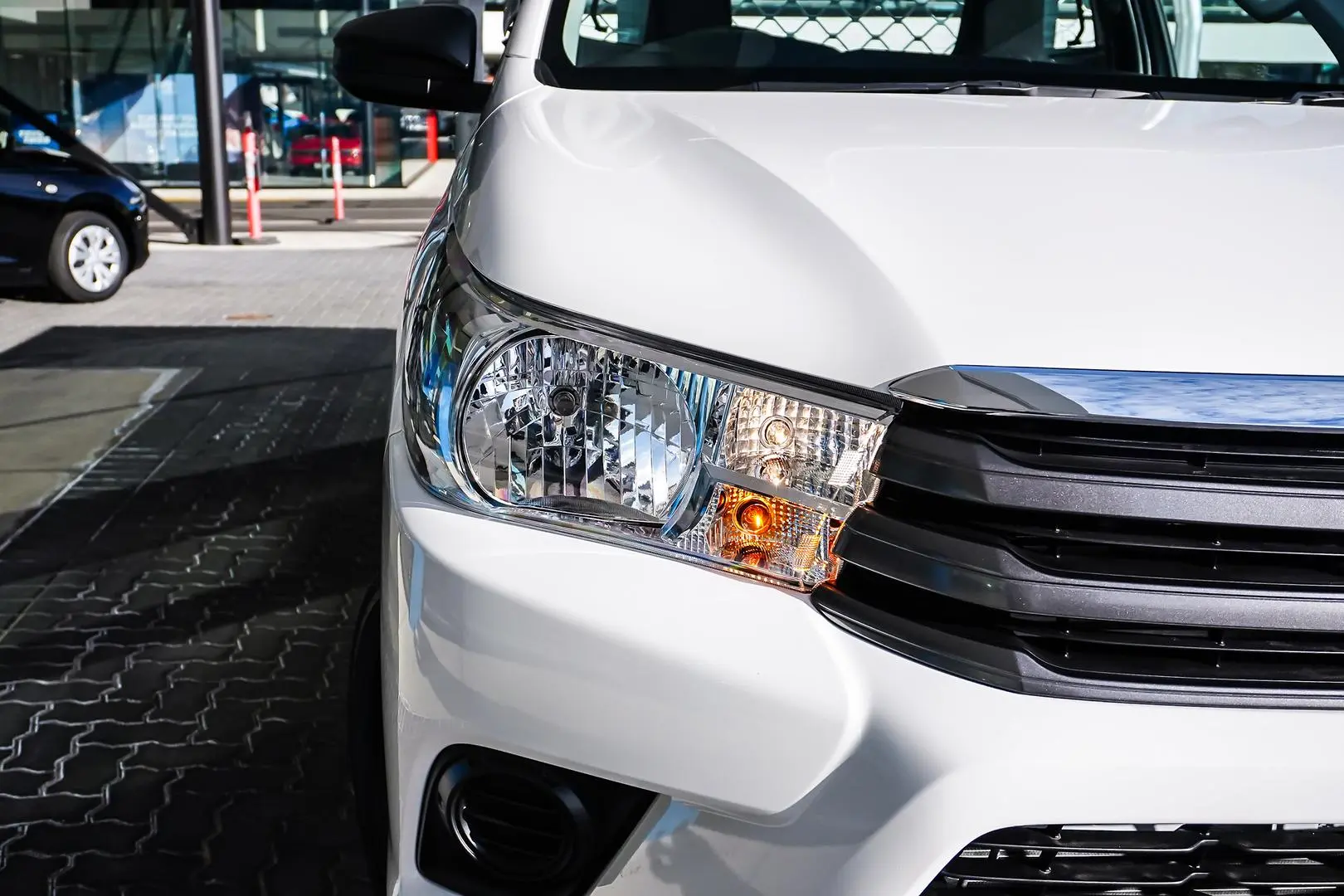 2022 Toyota Hilux Gallery Image 9