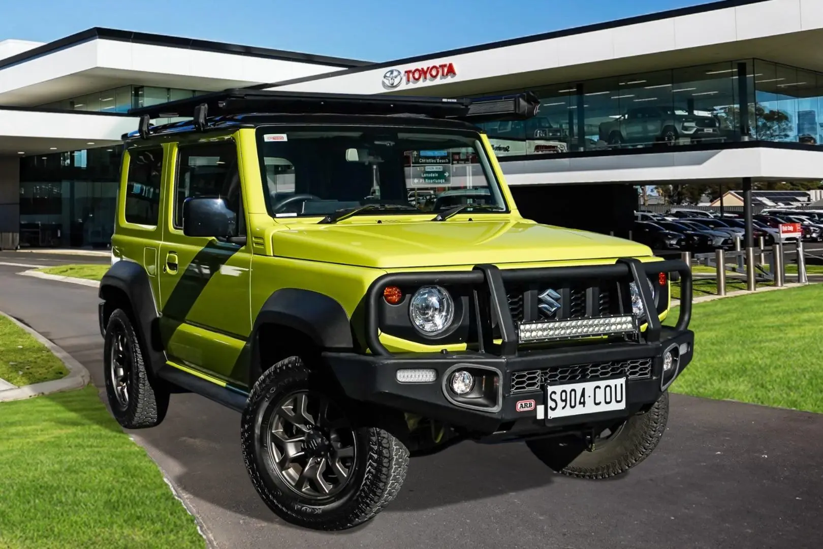 2022 Suzuki Jimny Gallery Image 1