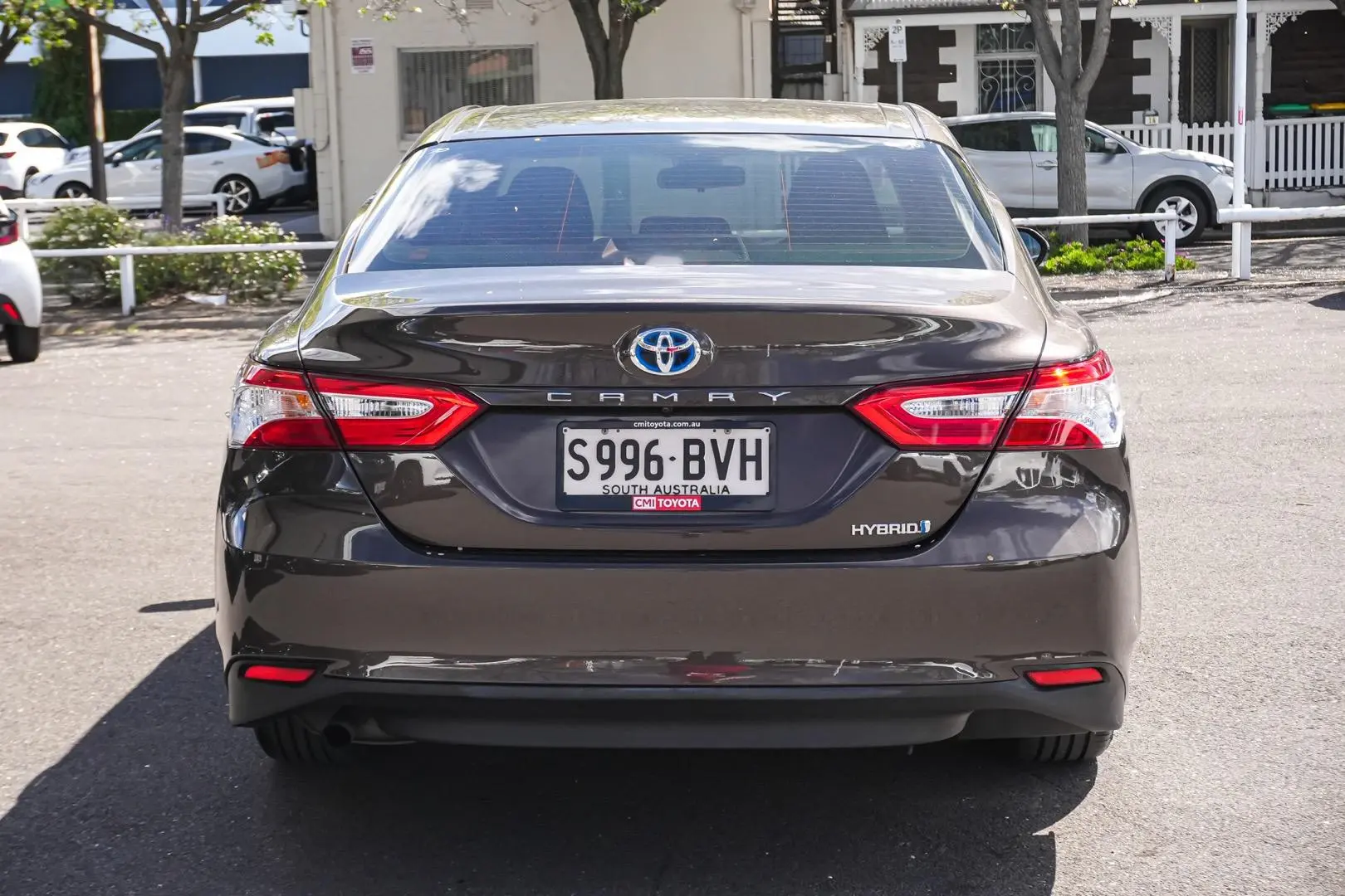 2018 Toyota Camry Gallery Image 6