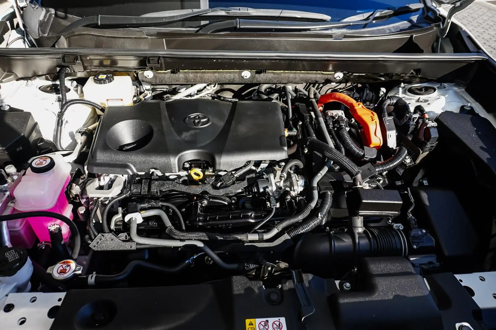 2022 Toyota RAV4 Gallery Image 26