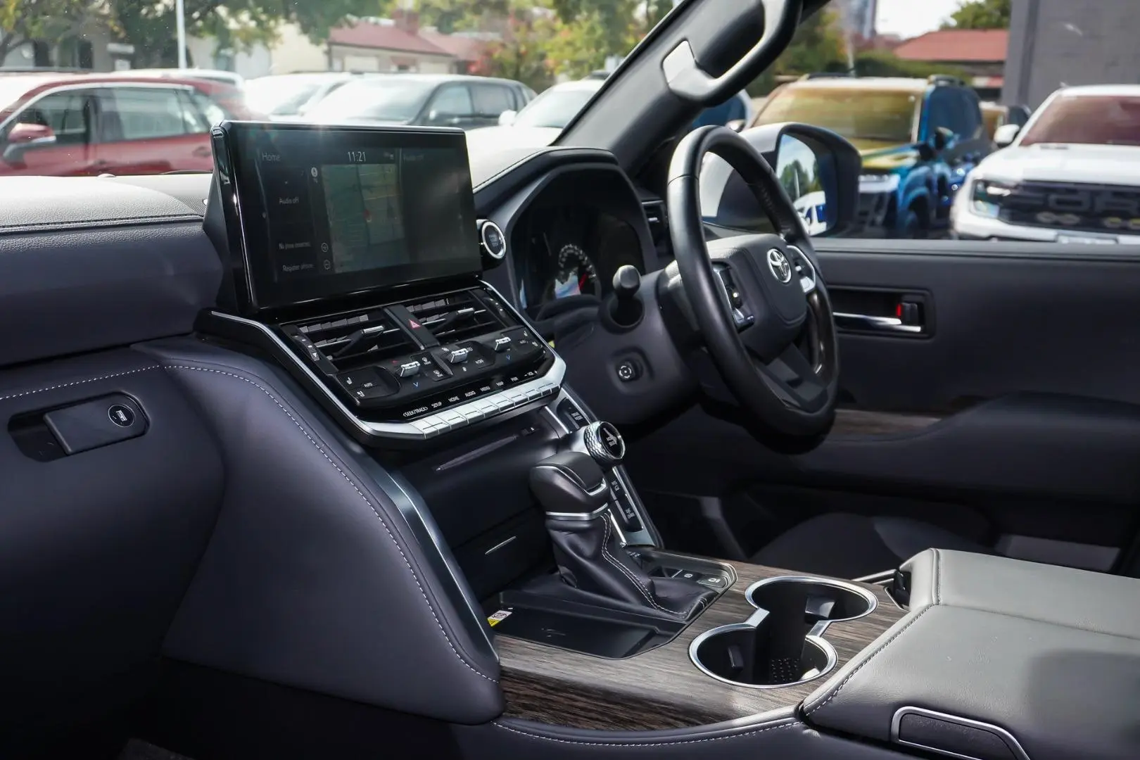 2024 Toyota Landcruiser Gallery Image 11
