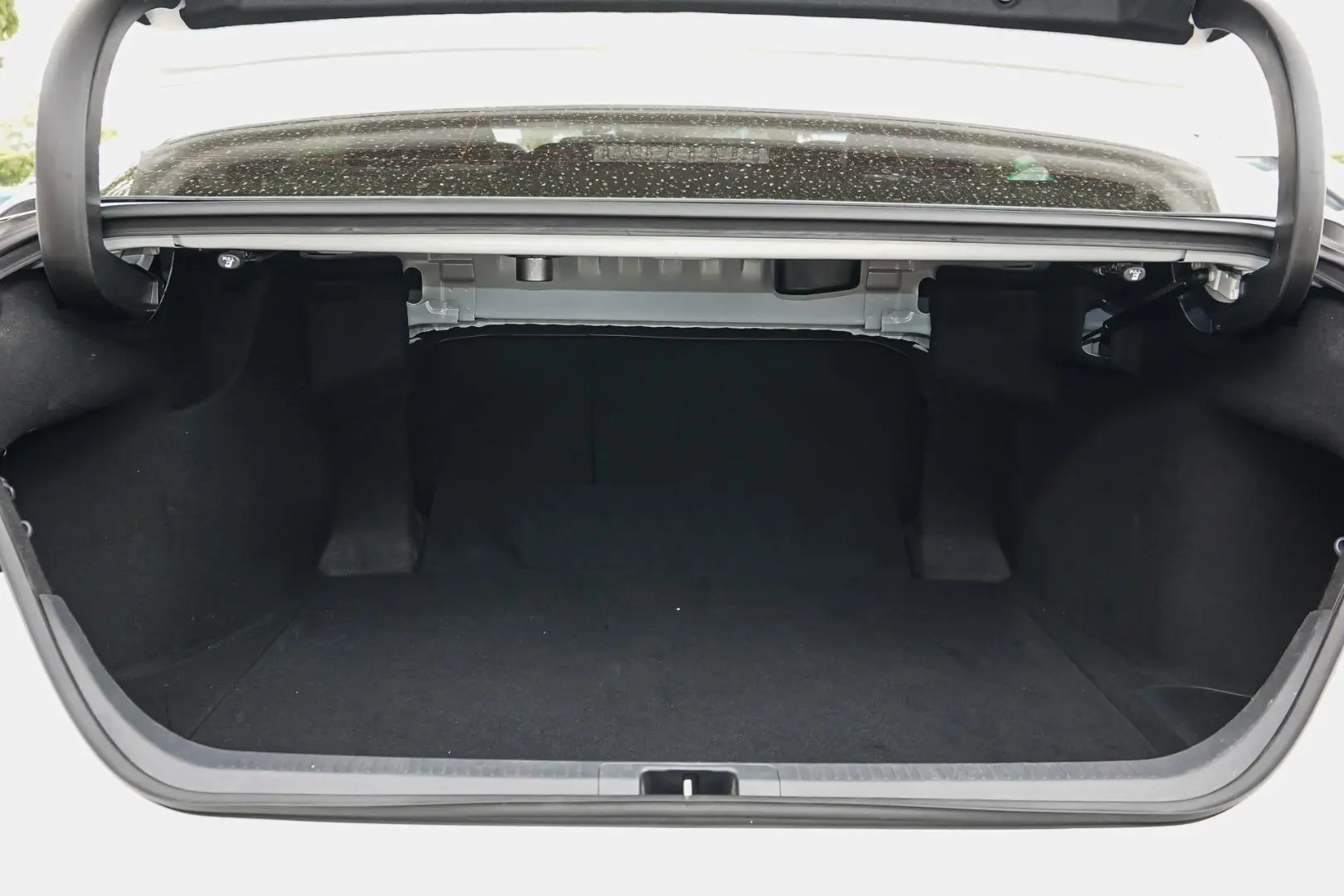 2024 Toyota Camry Gallery Image 9