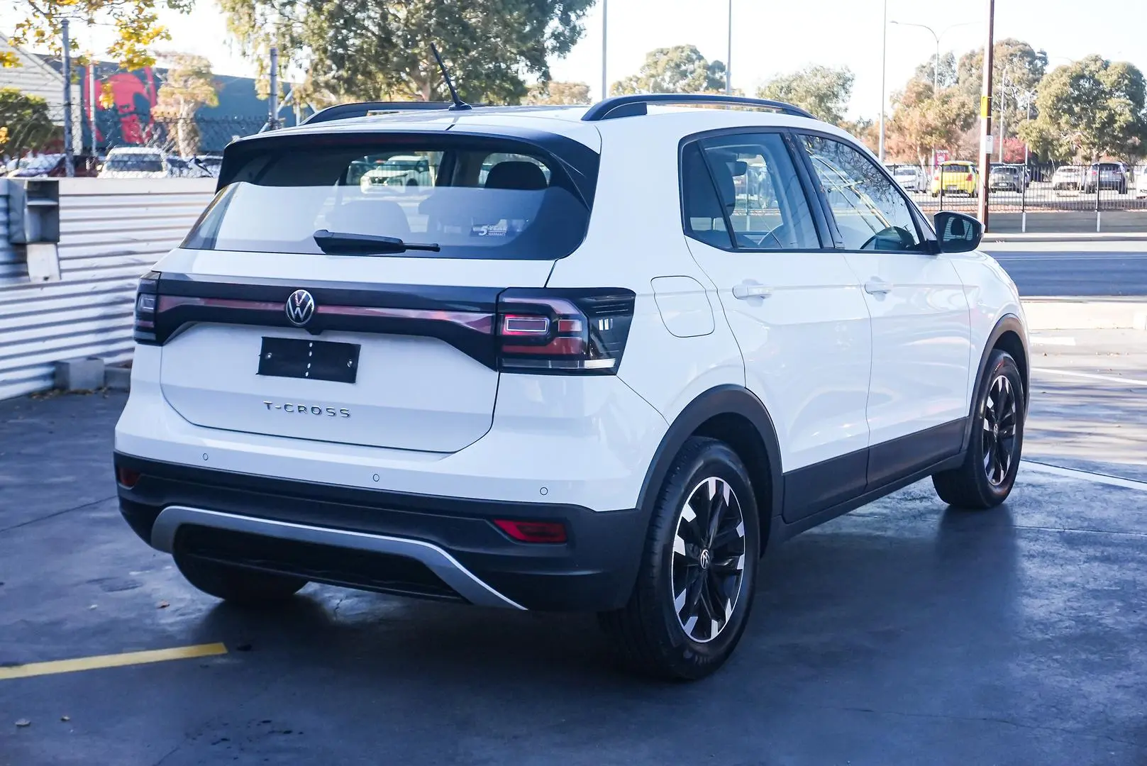 2023 Volkswagen T-Cross Gallery Image 2