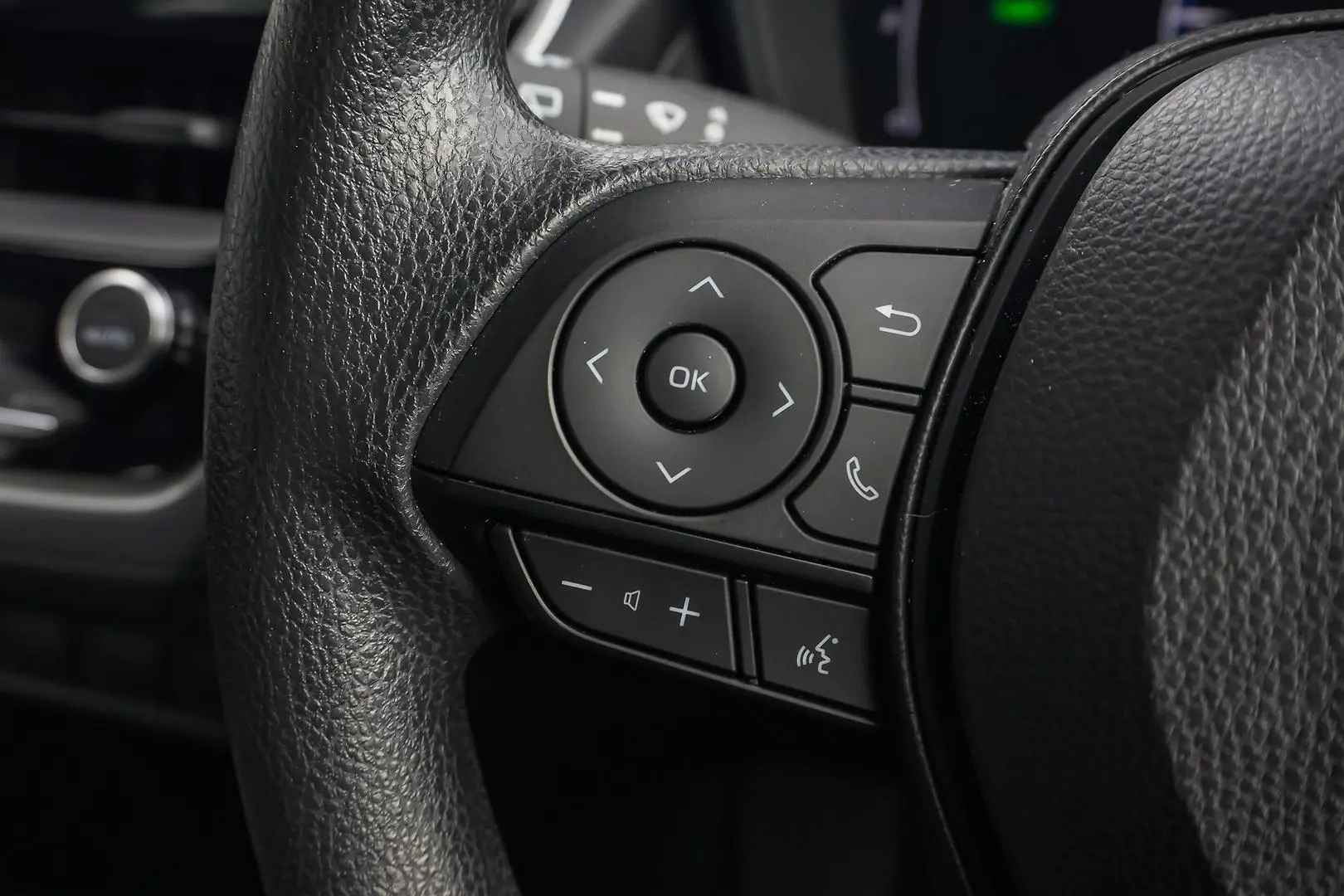 2025 Toyota Corolla Cross Gallery Image 20