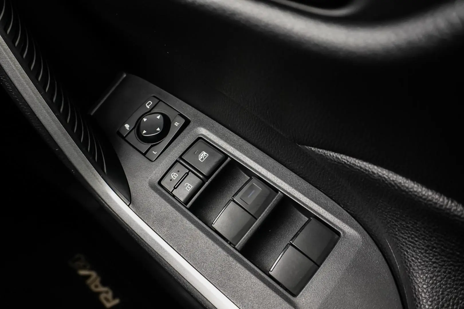 2022 Toyota RAV4 Gallery Image 21