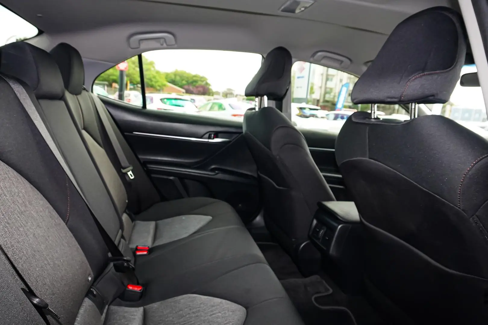 2020 Toyota Camry Gallery Image 8