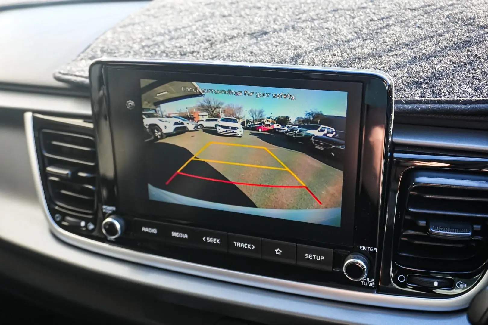 2022 Kia Rio Gallery Image 20