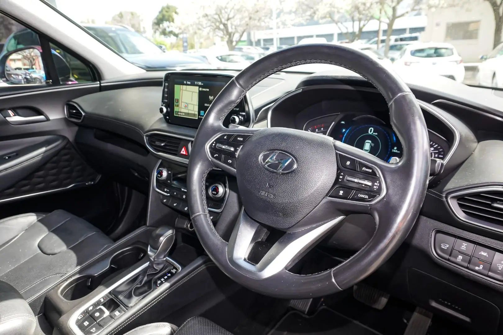 2018 Hyundai Santa Fe Gallery Image 7