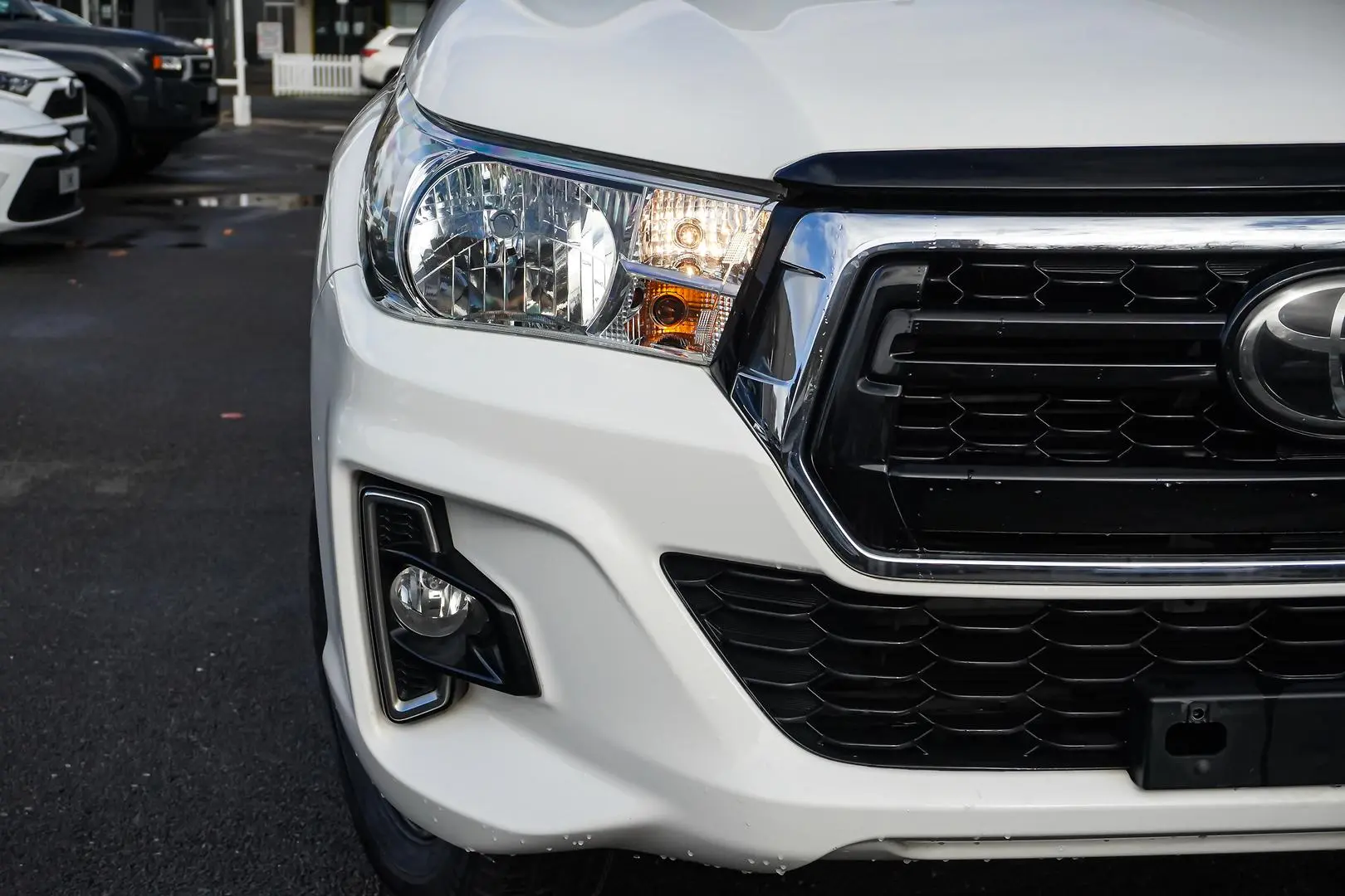 2019 Toyota Hilux Gallery Image 10
