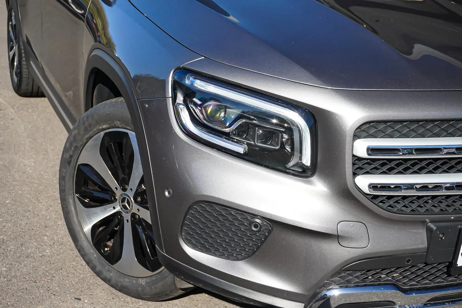 2021 Mercedes-Benz GLB-Class Gallery Image 11