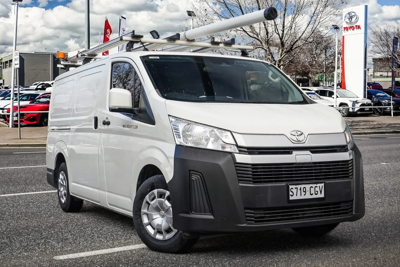 2020 Toyota Hiace Image