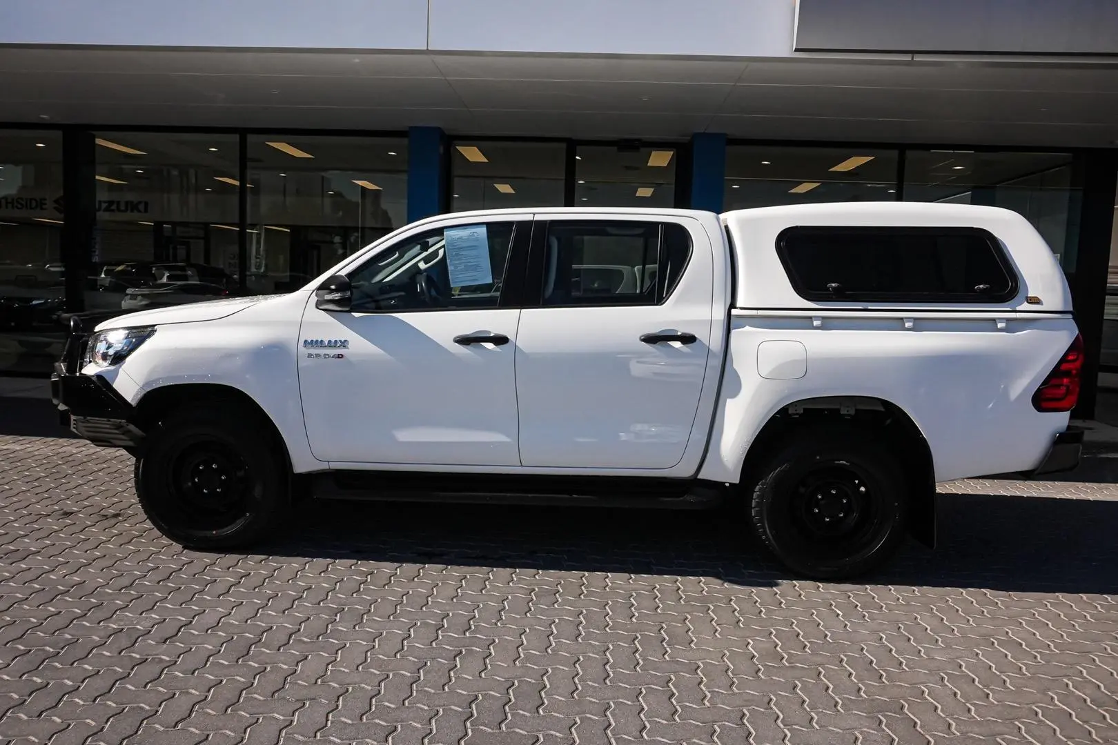 2019 Toyota Hilux Gallery Image 4