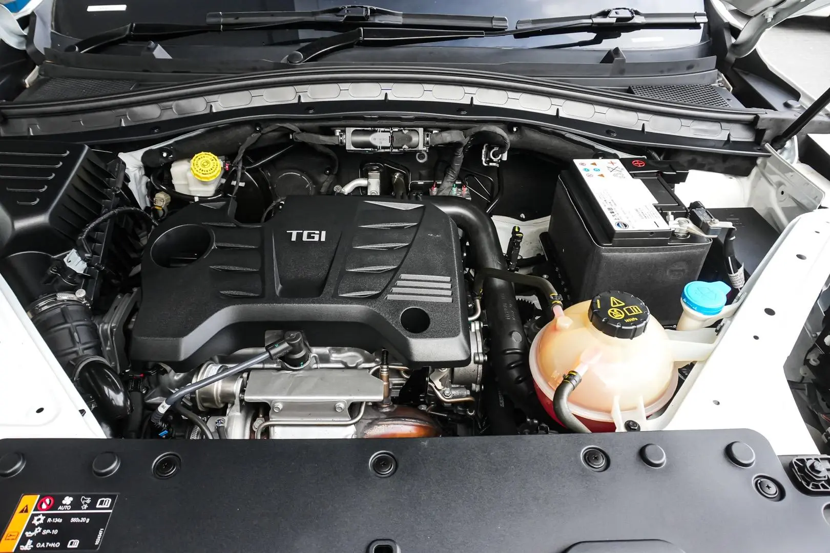 2022 MG HS Gallery Image 24