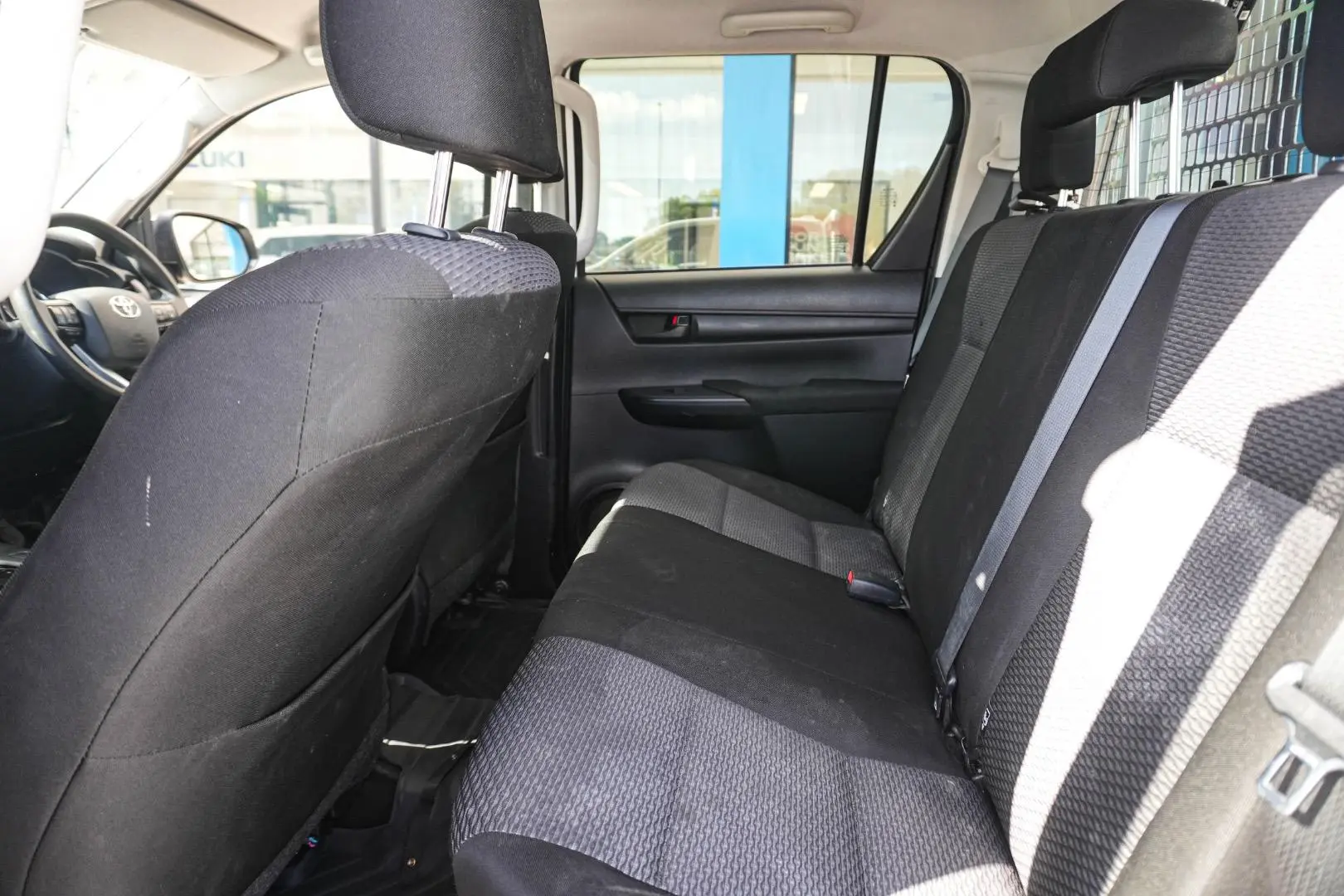 2023 Toyota Hilux Gallery Image 8