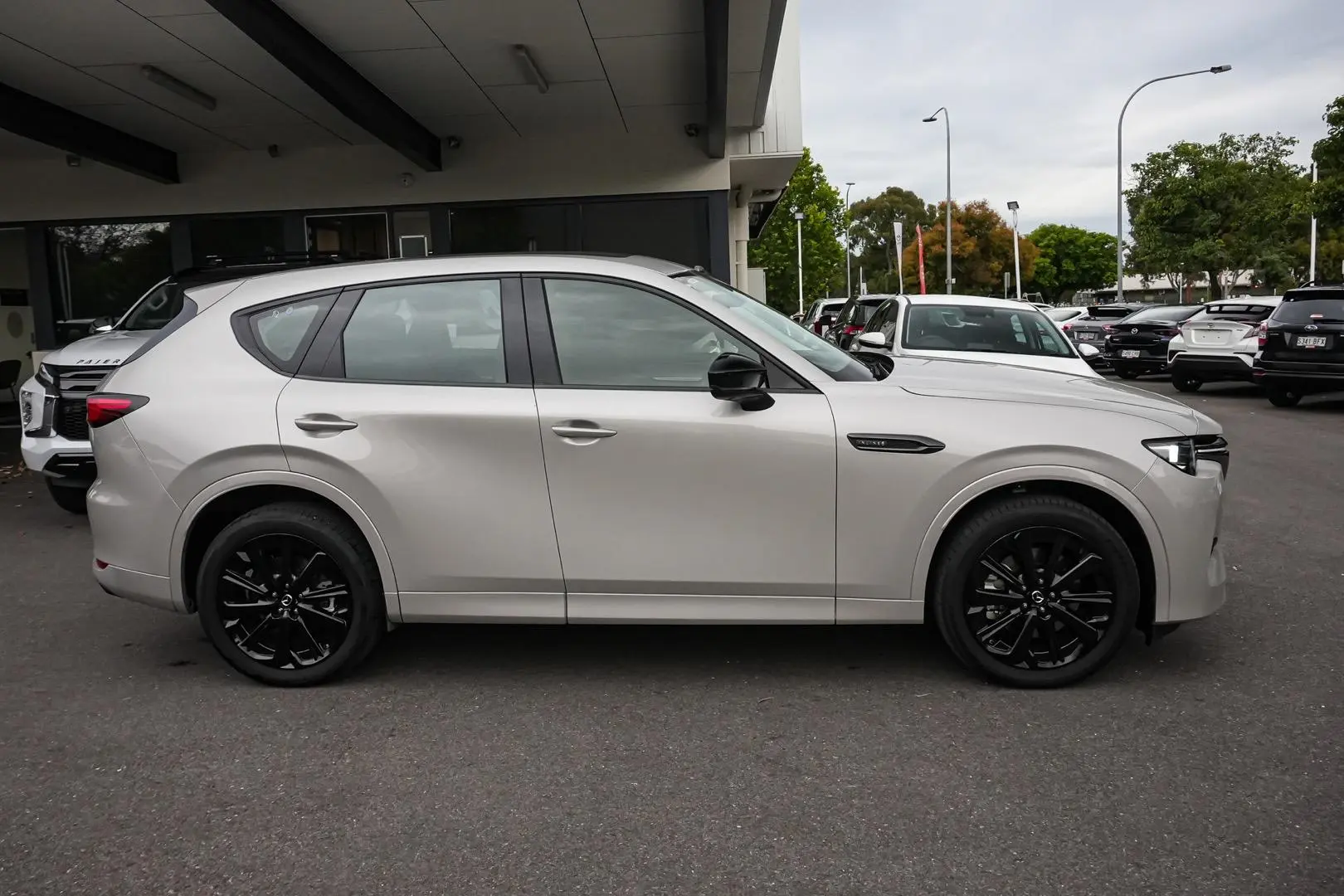 2023 Mazda CX-60 Gallery Image 4