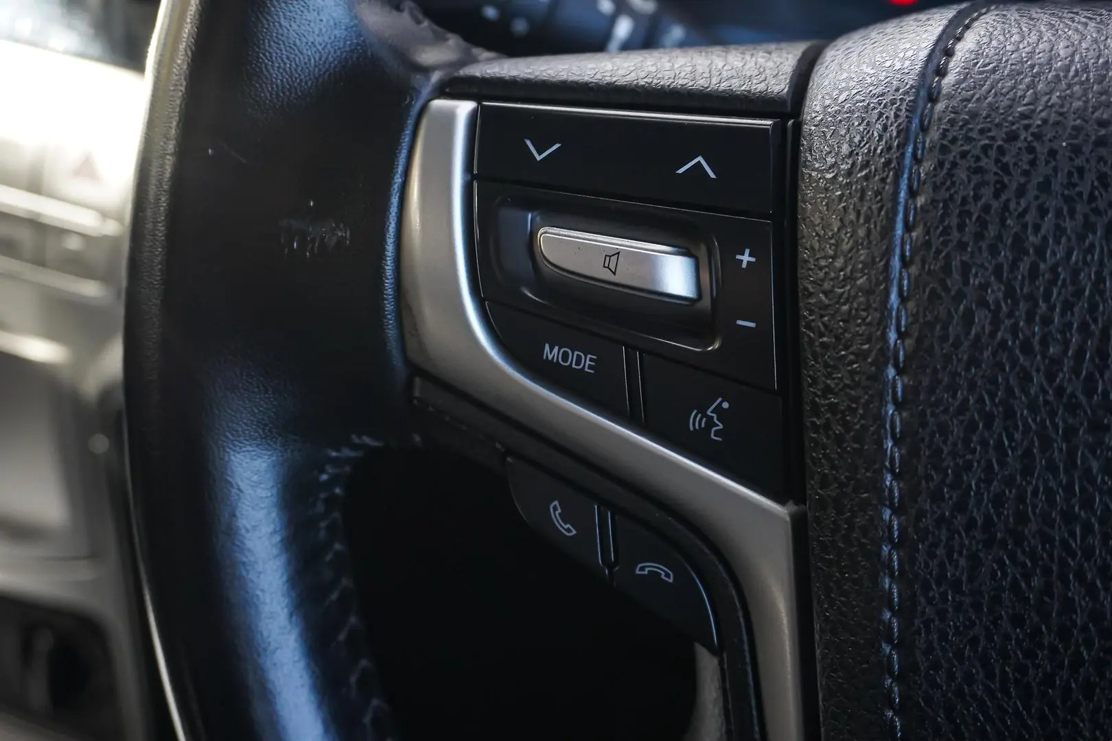2021 Toyota Landcruiser Prado Gallery Image 19