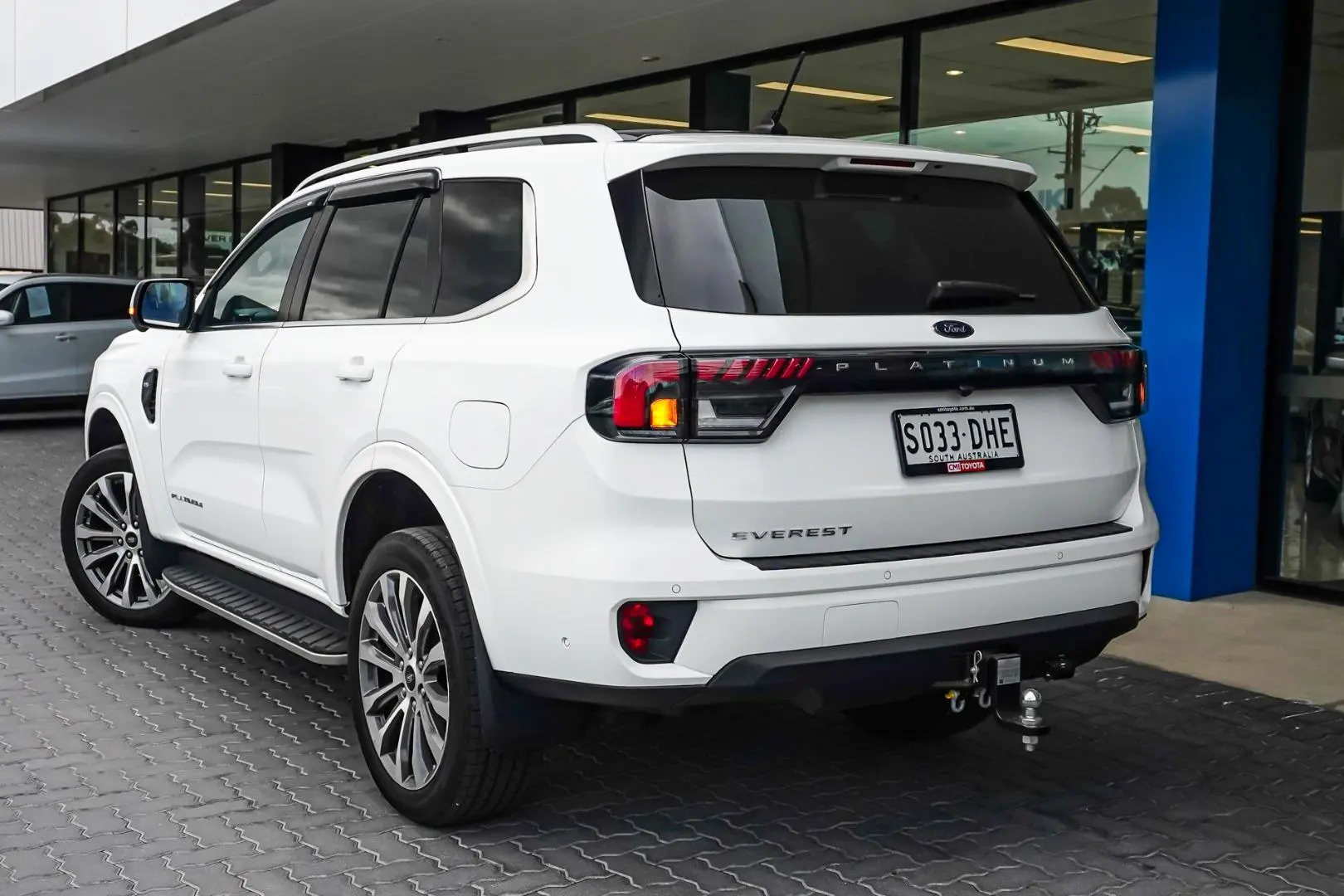 2024 Ford Everest Gallery Image 3