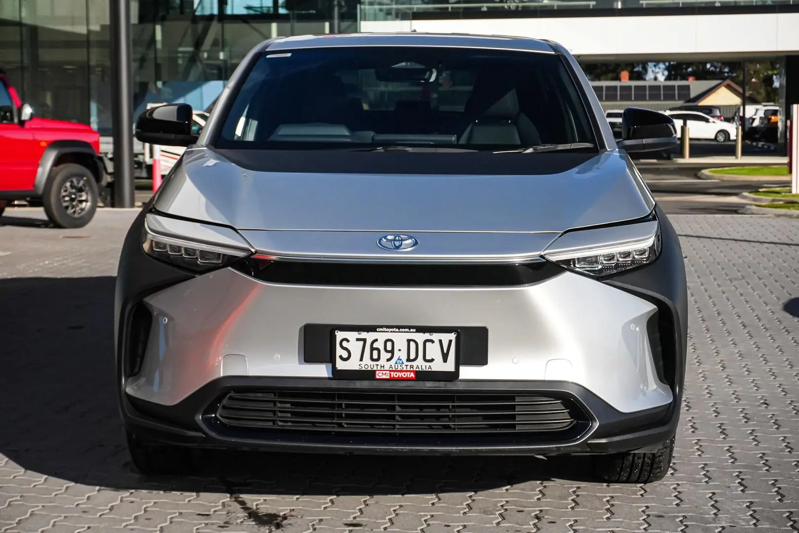 2024 Toyota bZ4X Gallery Image 5