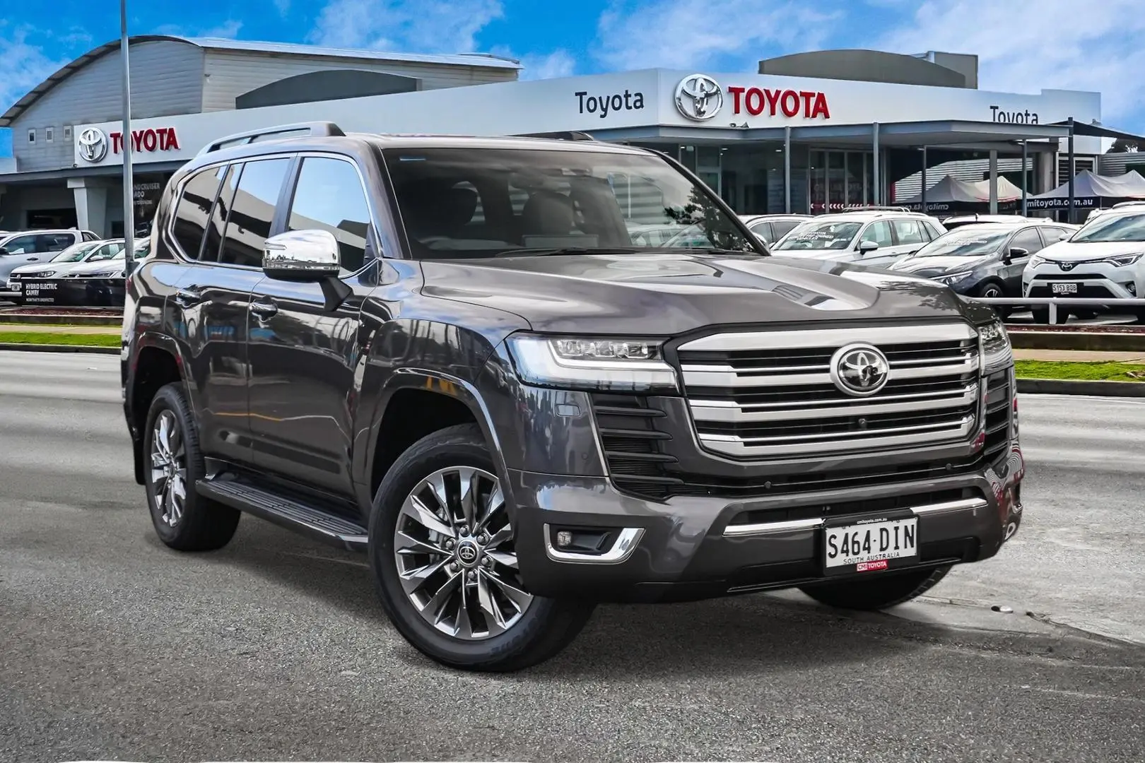 2024 Toyota Landcruiser Image