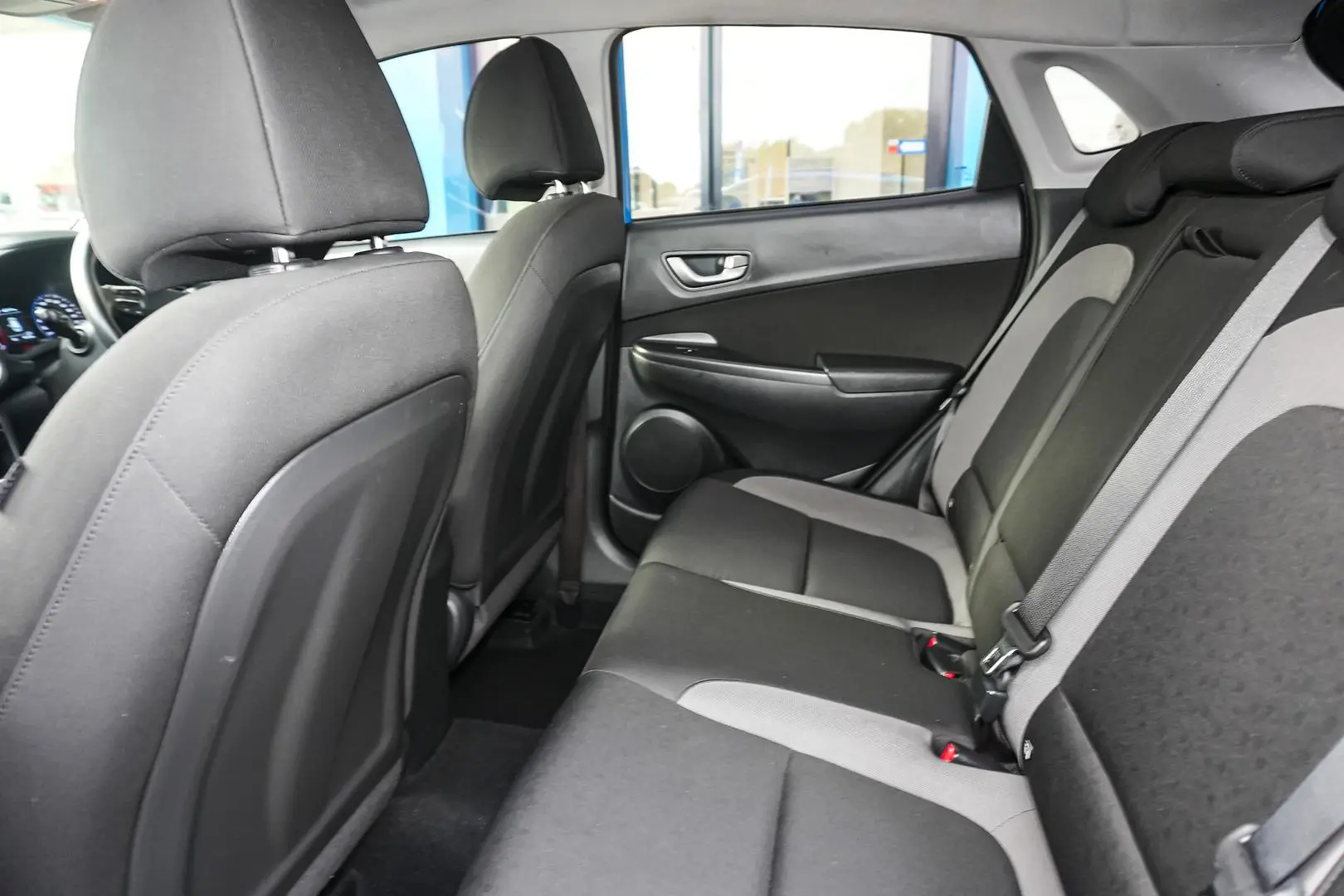 2018 Hyundai Kona Gallery Image 8