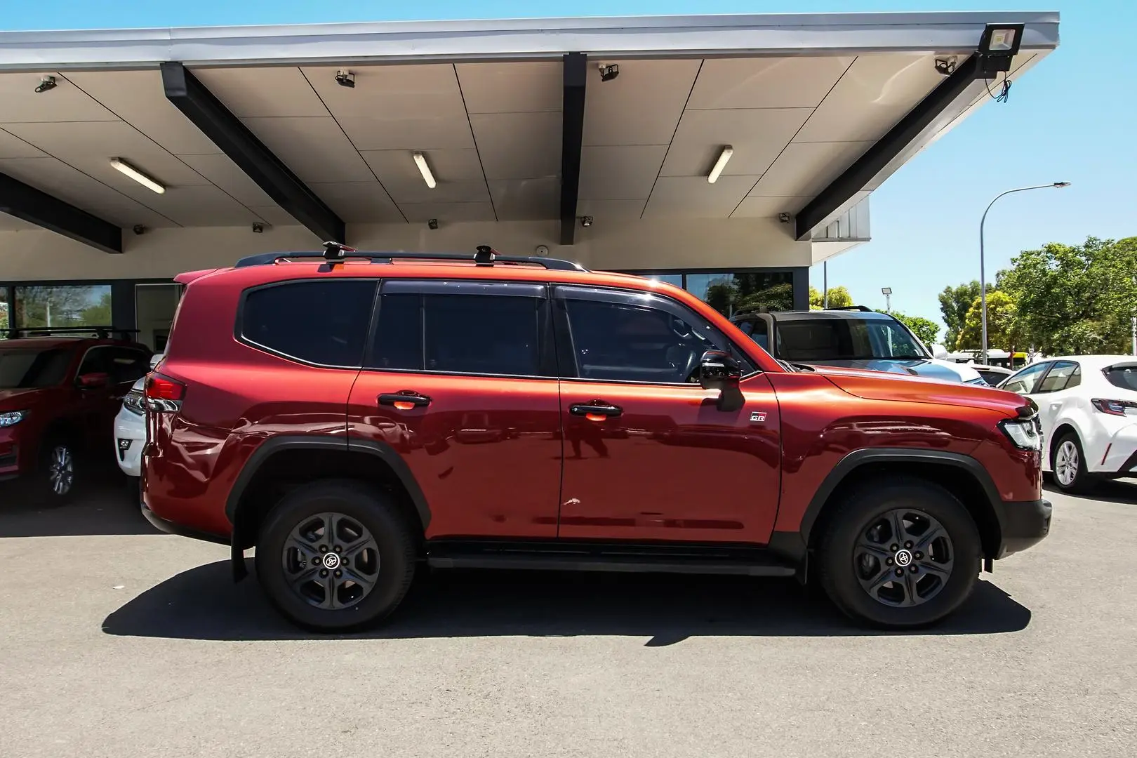 2021 Toyota Landcruiser Gallery Image 3