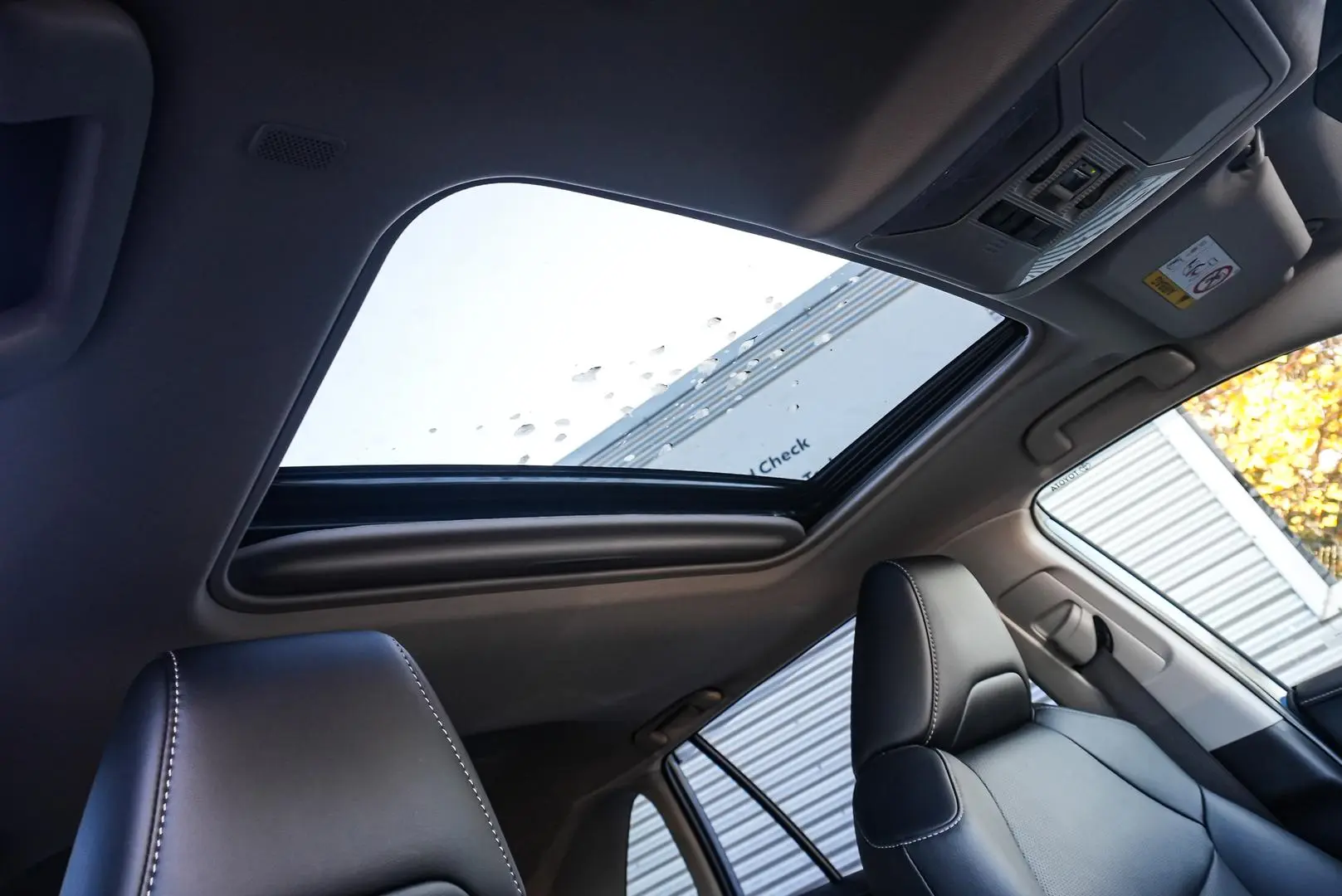 2023 Toyota RAV4 Gallery Image 24