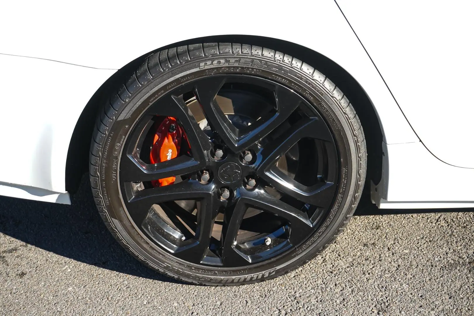 2017 Holden Commodore Gallery Image 15