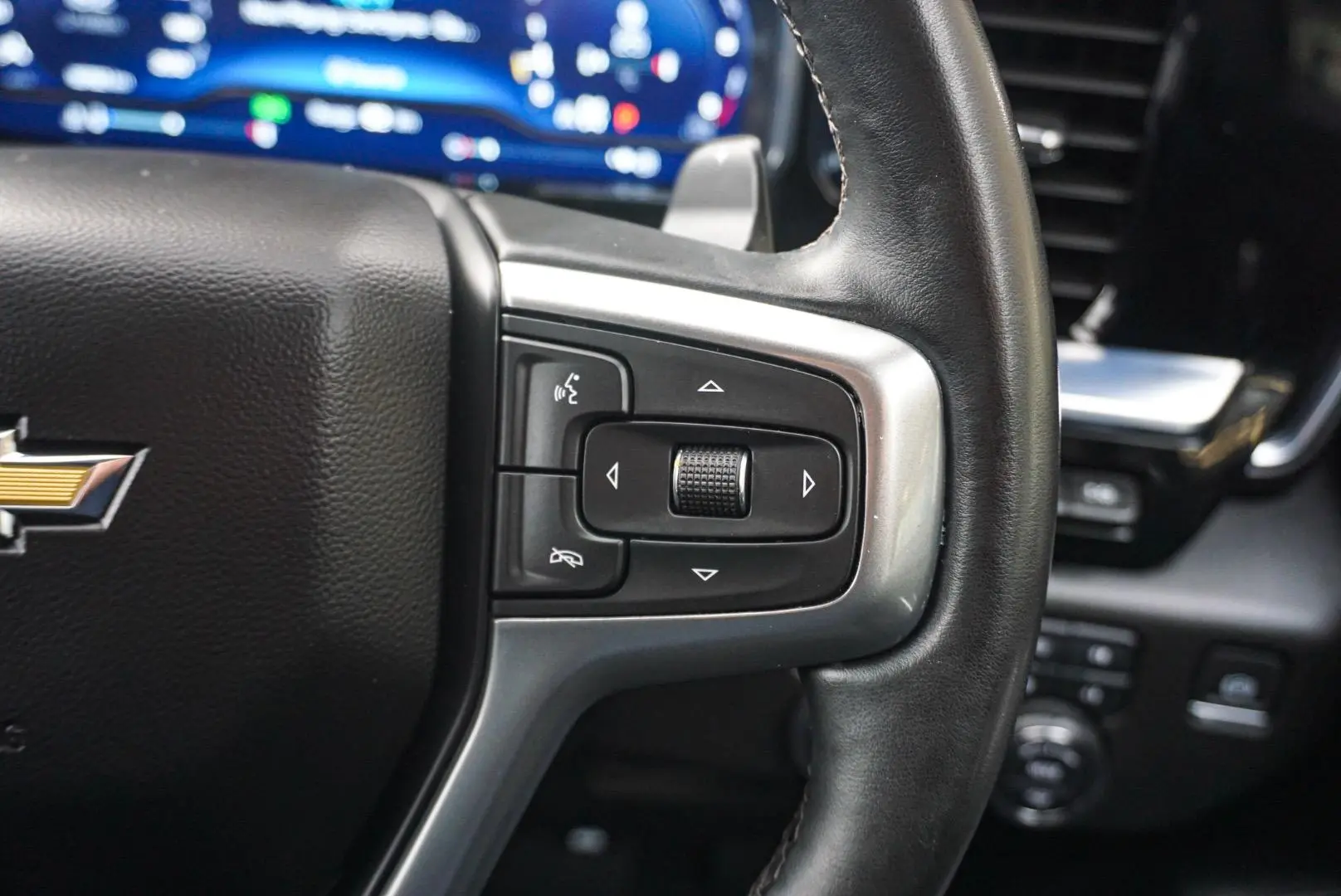 2024 Chevrolet Silverado Gallery Image 23