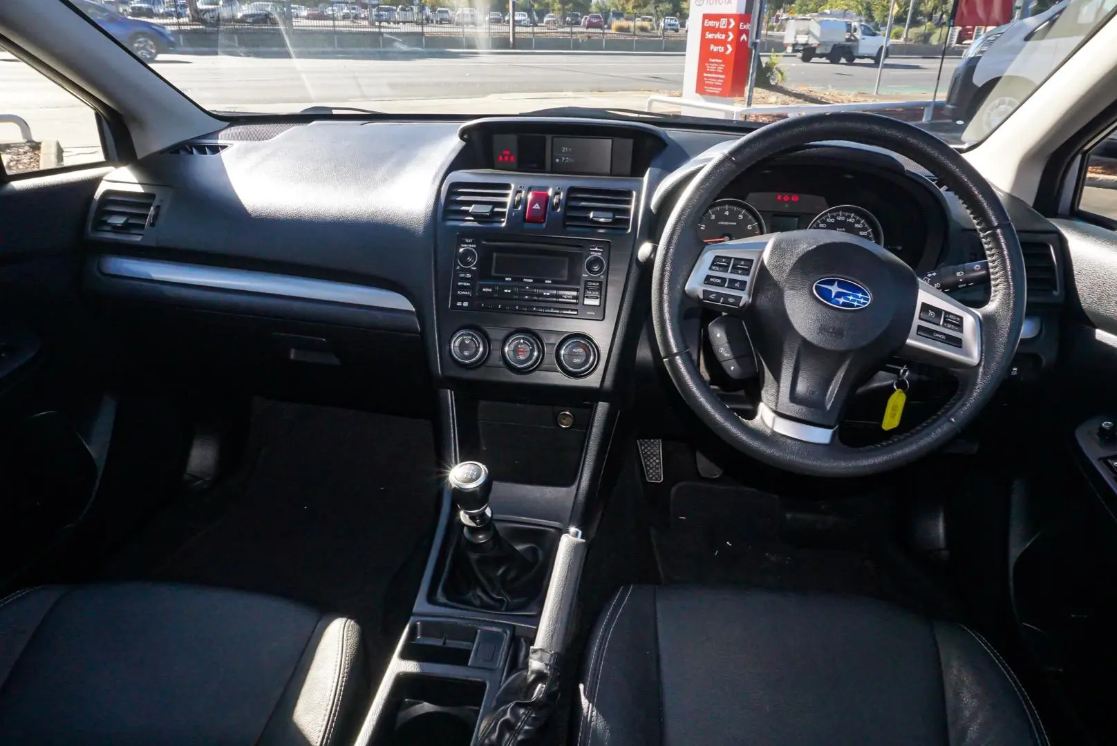 2014 Subaru Impreza Gallery Image 8