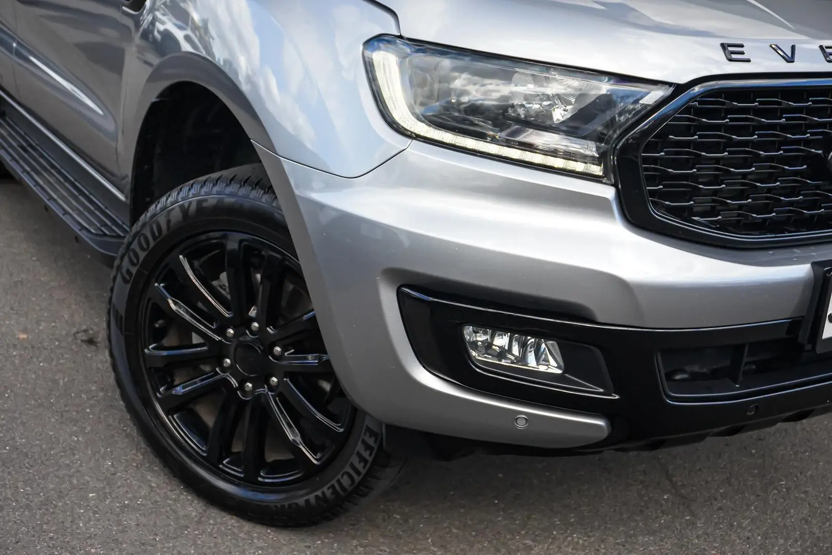 2021 Ford Everest Gallery Image 11