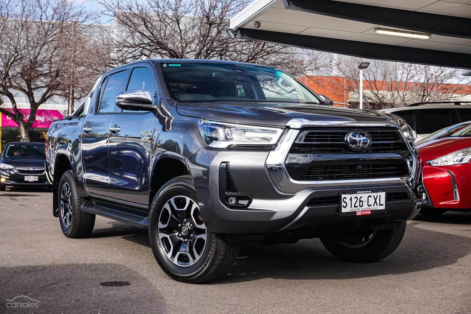 2022 Toyota Hilux Image 2