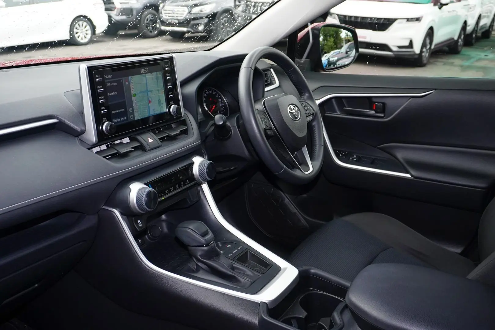 2020 Toyota RAV4 Gallery Image 10