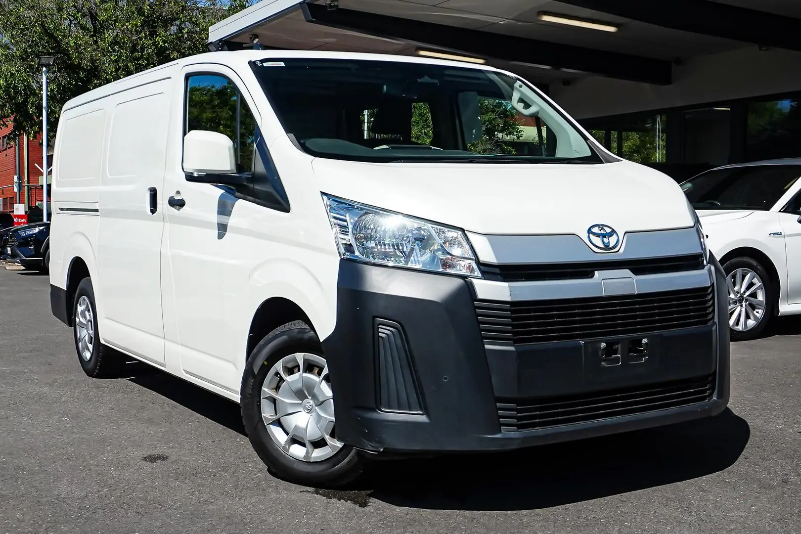 2020 Toyota Hiace Gallery Image 2