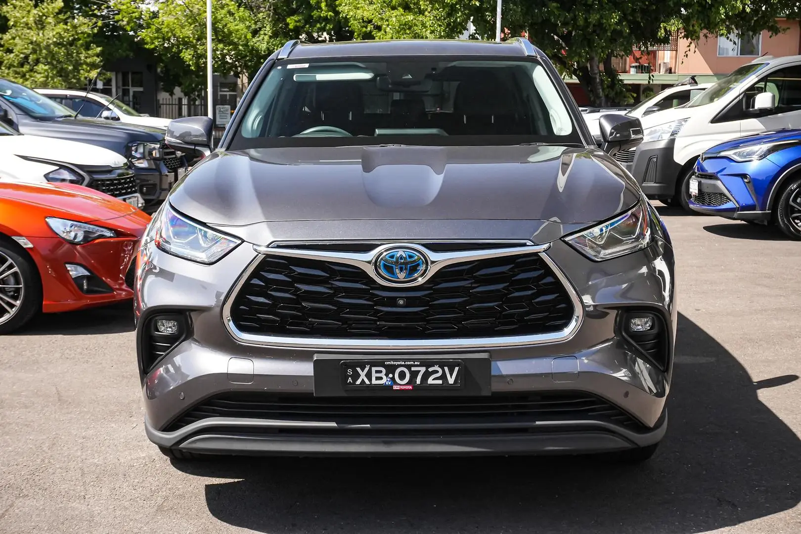 2021 Toyota Kluger Gallery Image 4