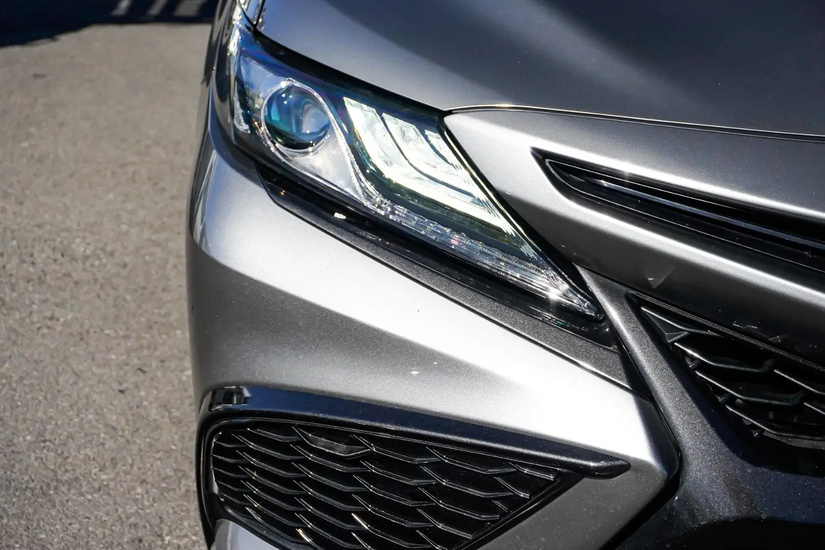 2022 Toyota Camry Gallery Image 11