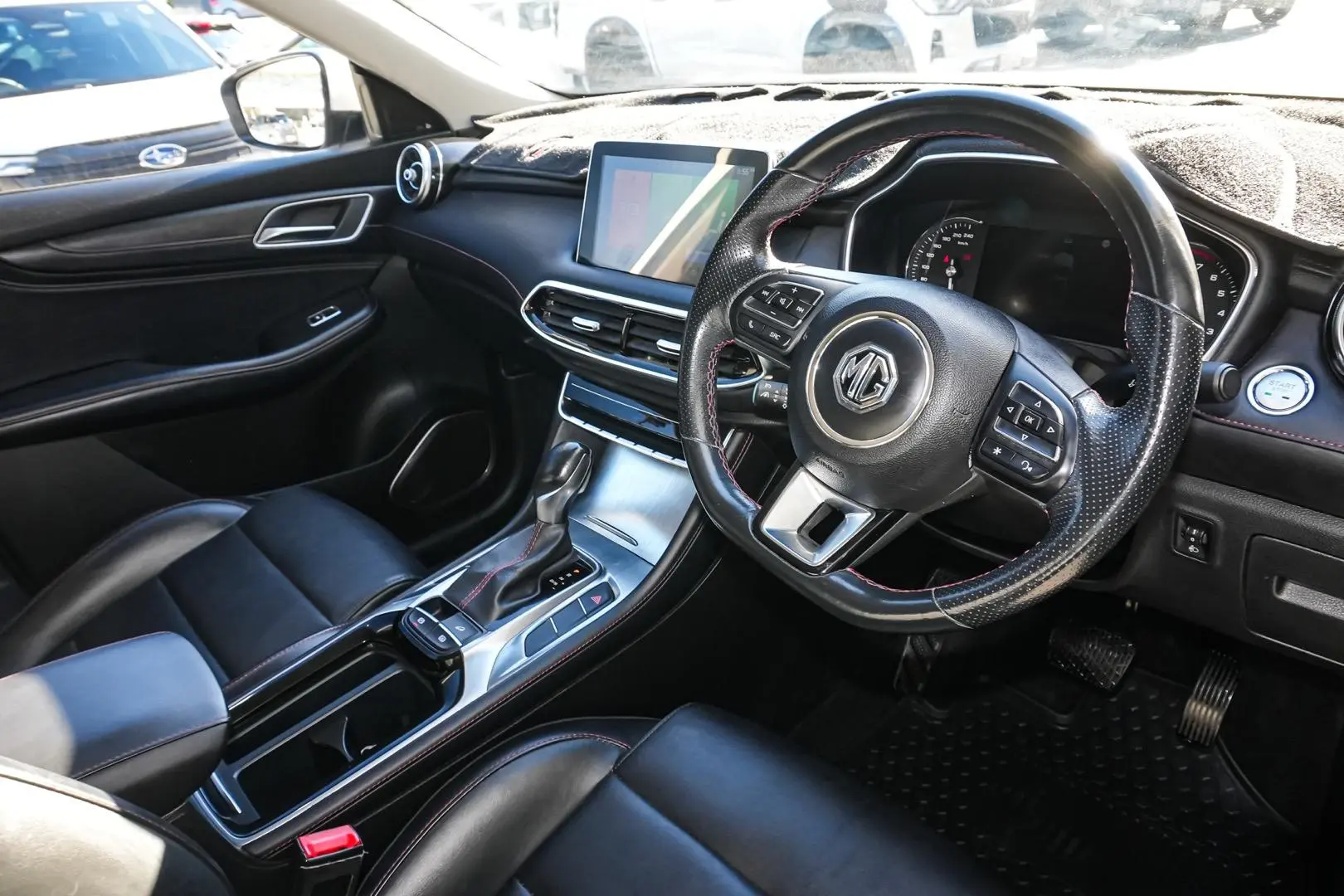 2022 MG HS Gallery Image 16