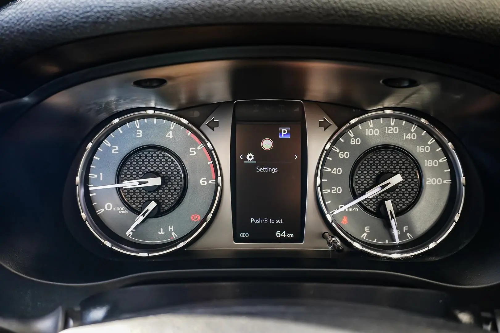 2022 Toyota Hilux Gallery Image 13