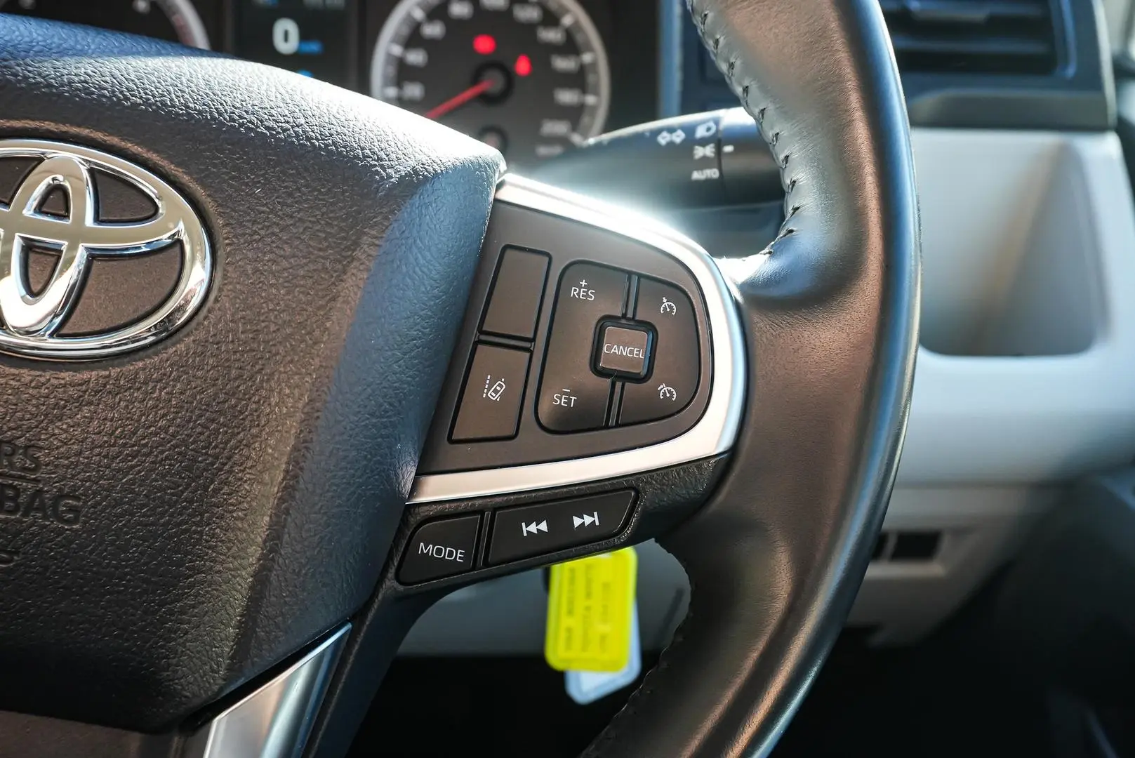 2021 Toyota Hiace Gallery Image 21
