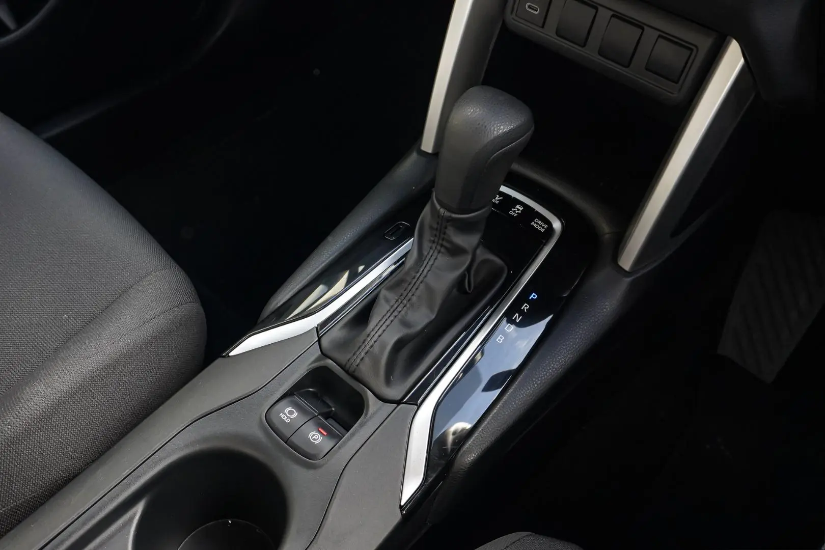 2024 Toyota Corolla Cross Gallery Image 18