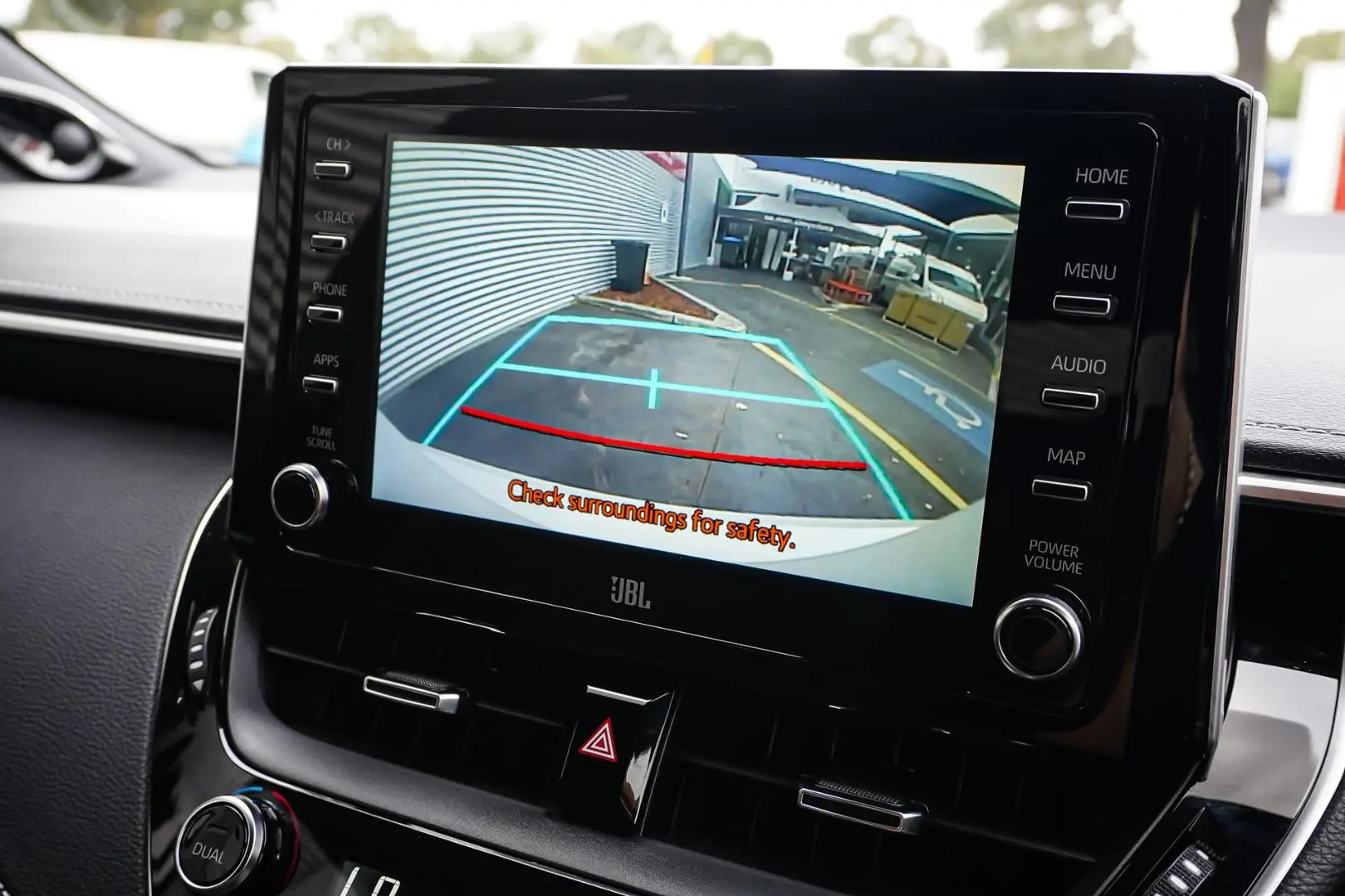 2020 Toyota Corolla Gallery Image 24