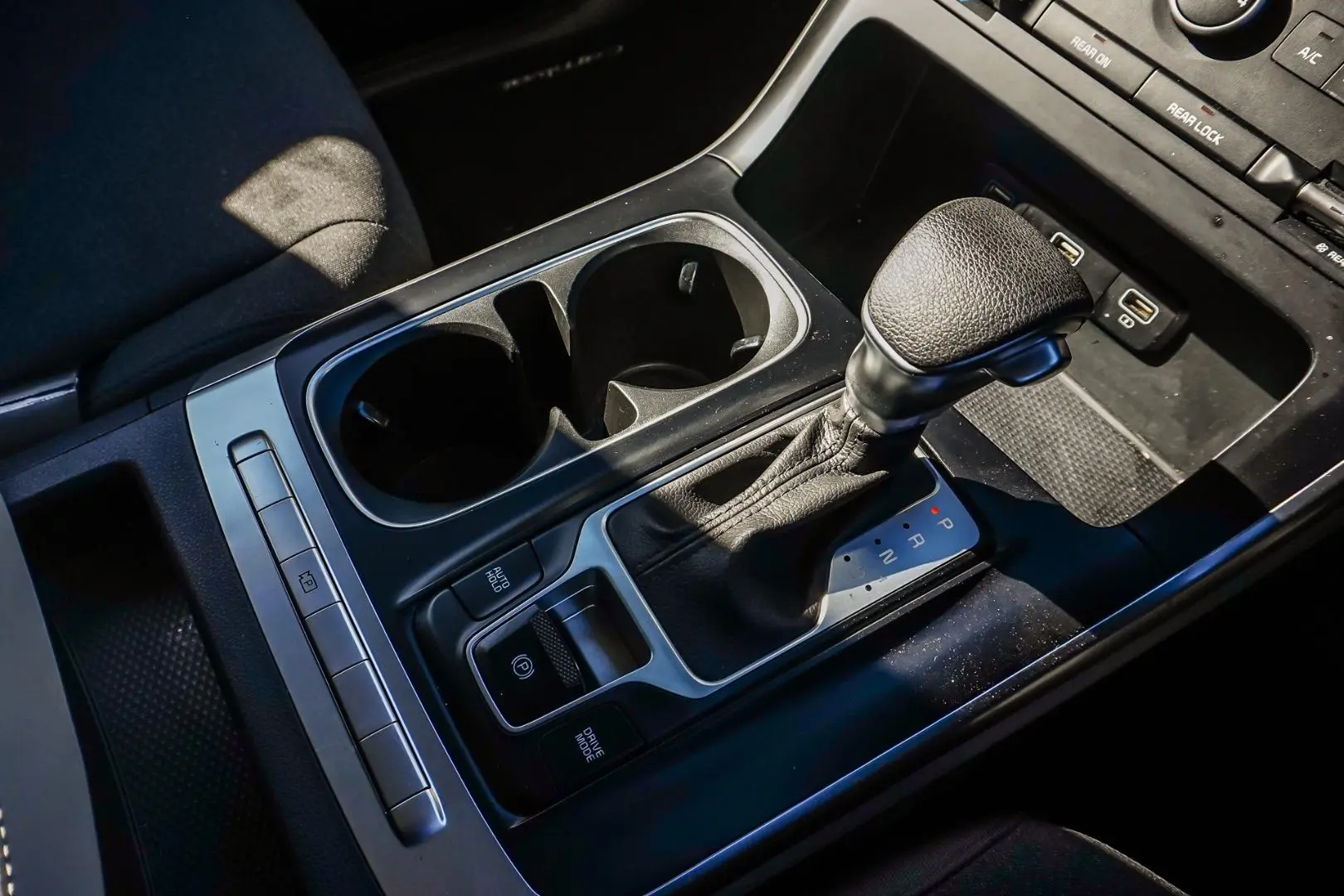2022 Kia Carnival Gallery Image 19