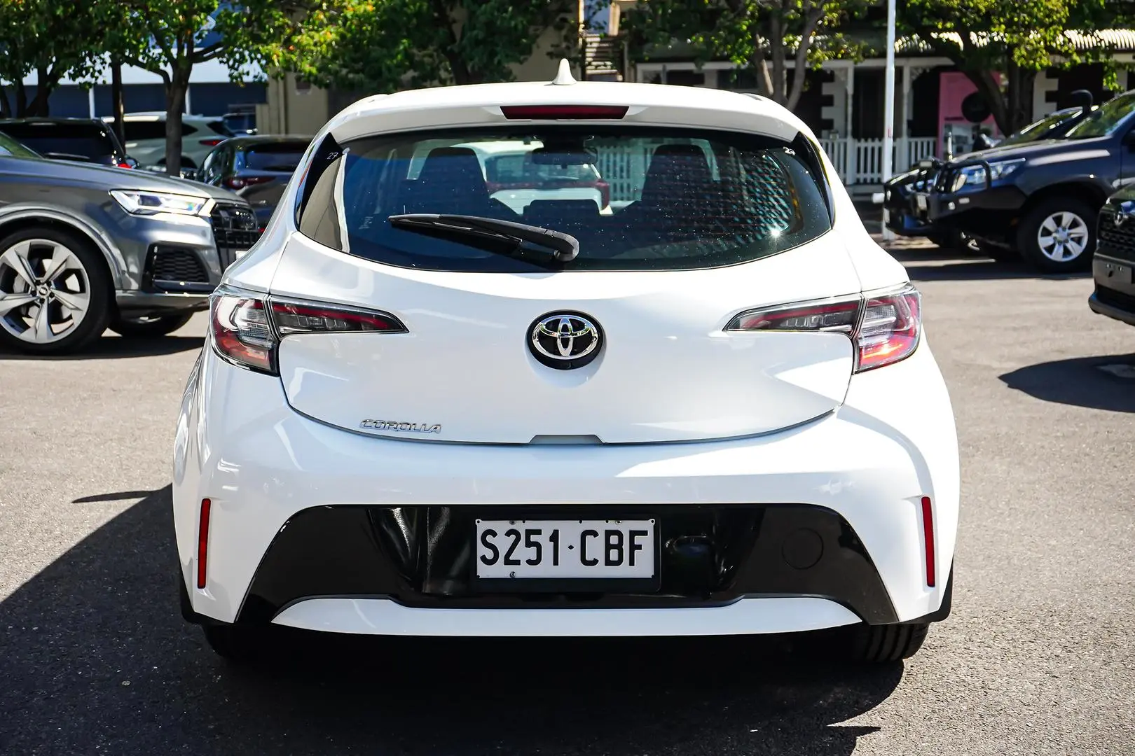 2019 Toyota Corolla Gallery Image 5