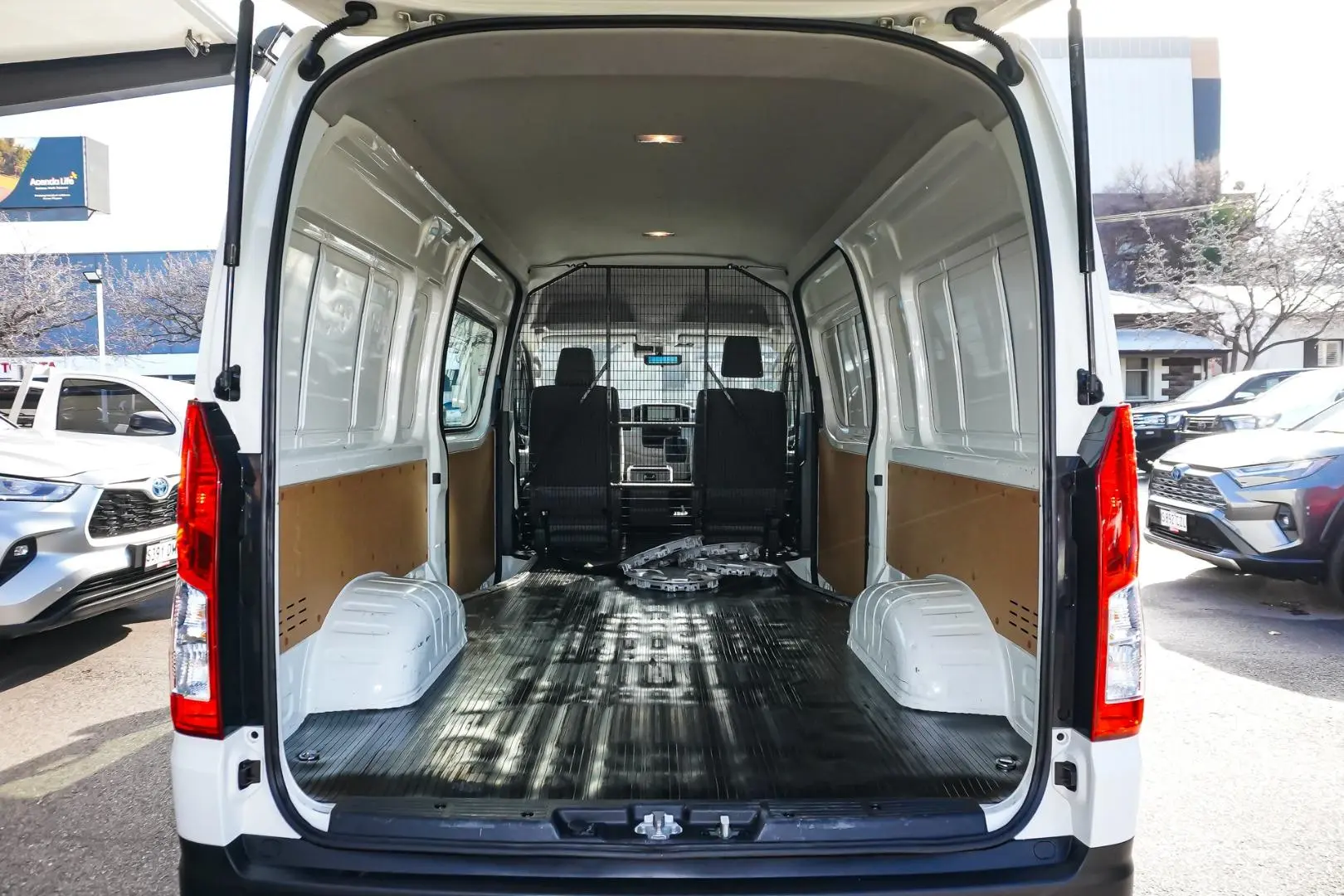 2024 Toyota Hiace Gallery Image 8