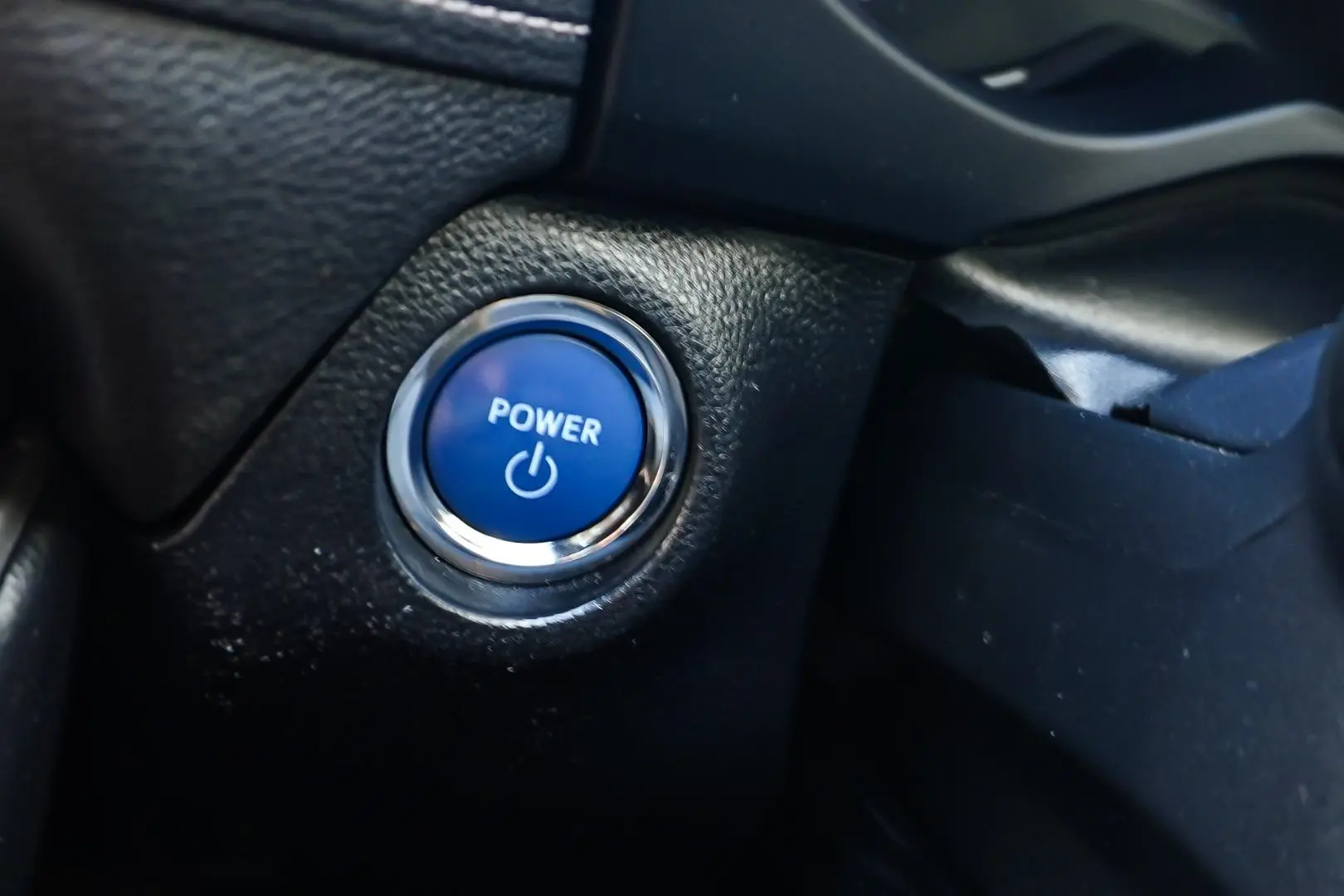 2019 Toyota RAV4 Gallery Image 23