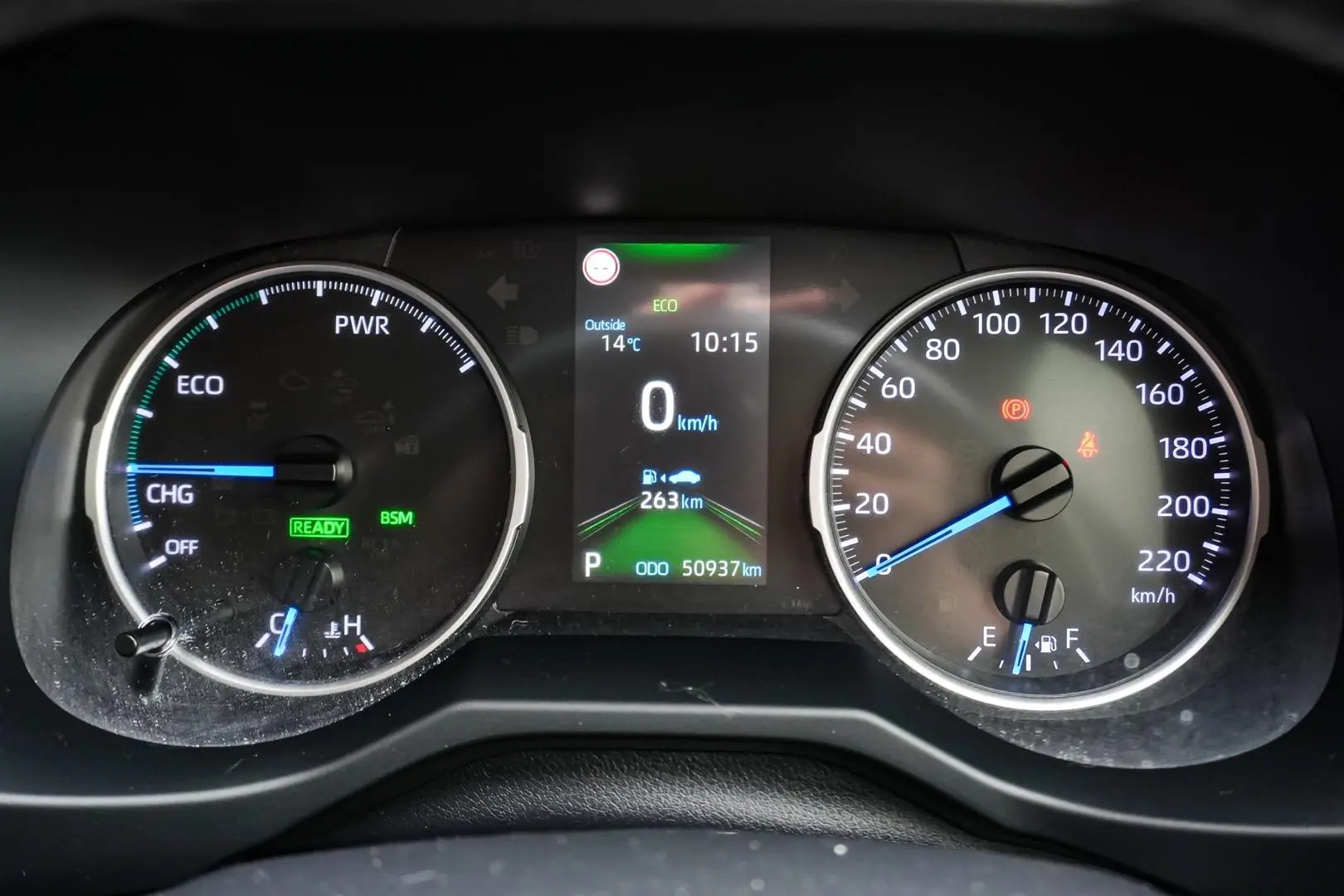 2020 Toyota RAV4 Gallery Image 16