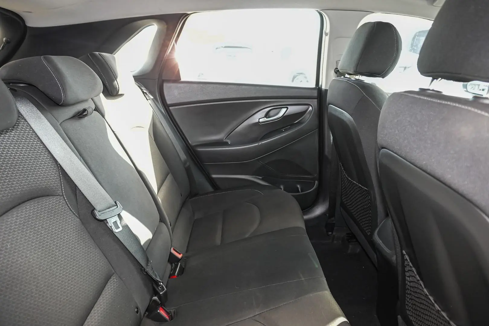 2017 Hyundai i30 Gallery Image 9