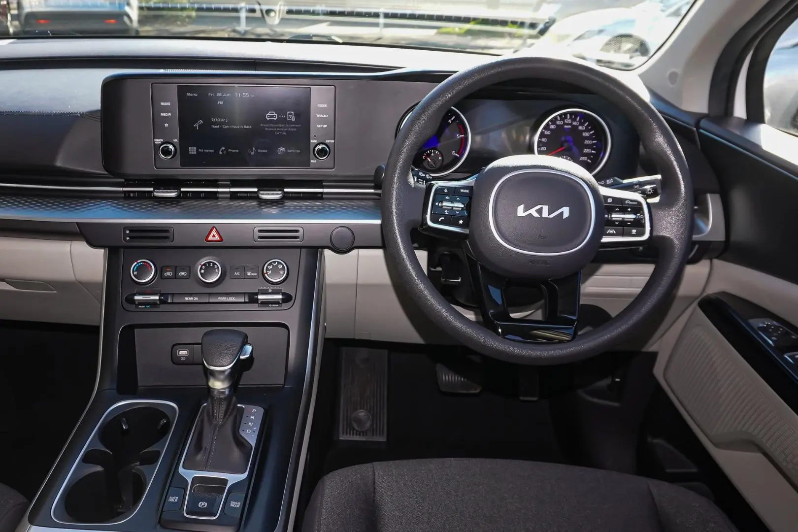2022 Kia Carnival Gallery Image 9