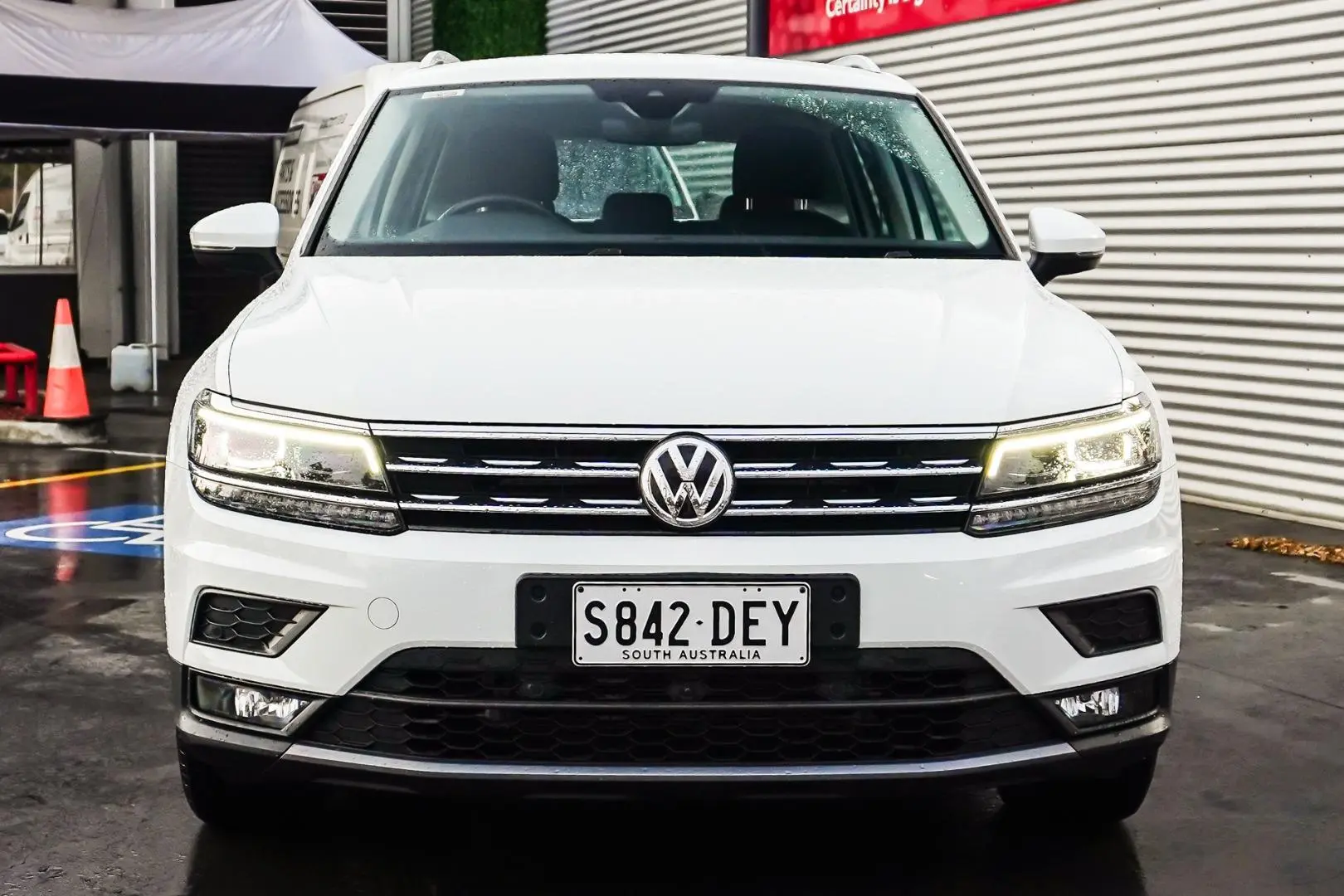 2019 Volkswagen Tiguan Gallery Image 4