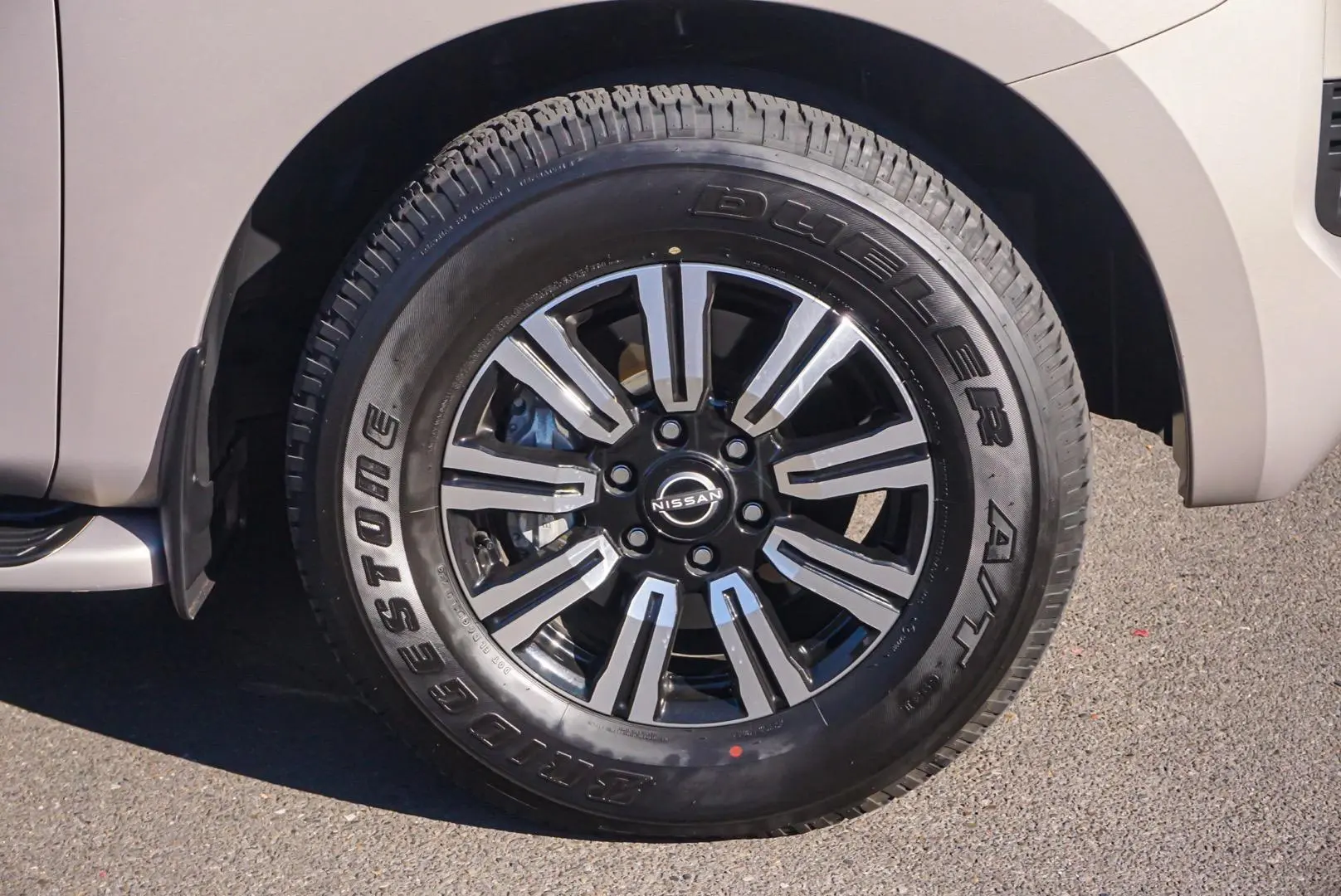 2023 Nissan Patrol Gallery Image 13